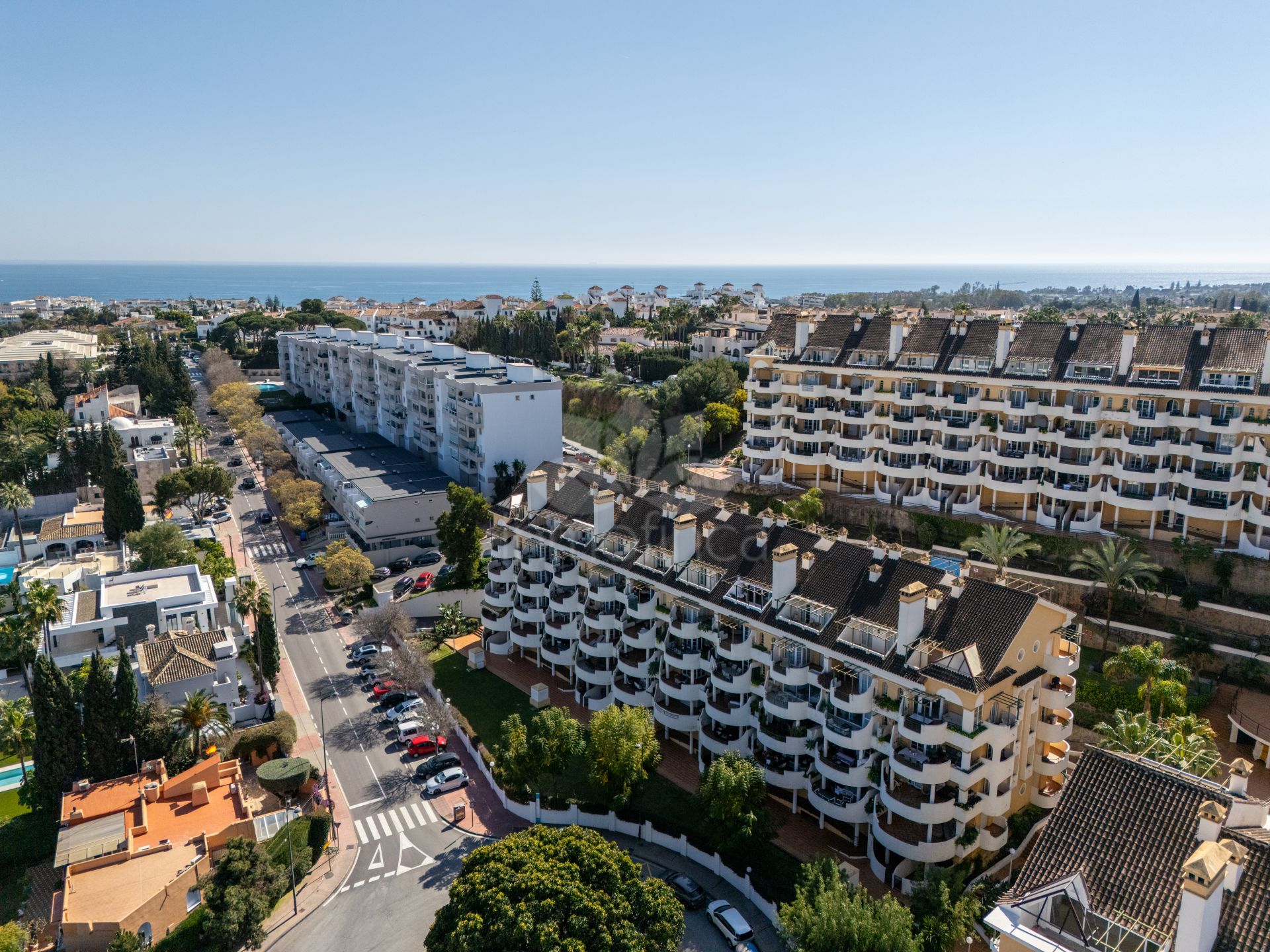 Duplex in Nueva Andalucia, Marbella