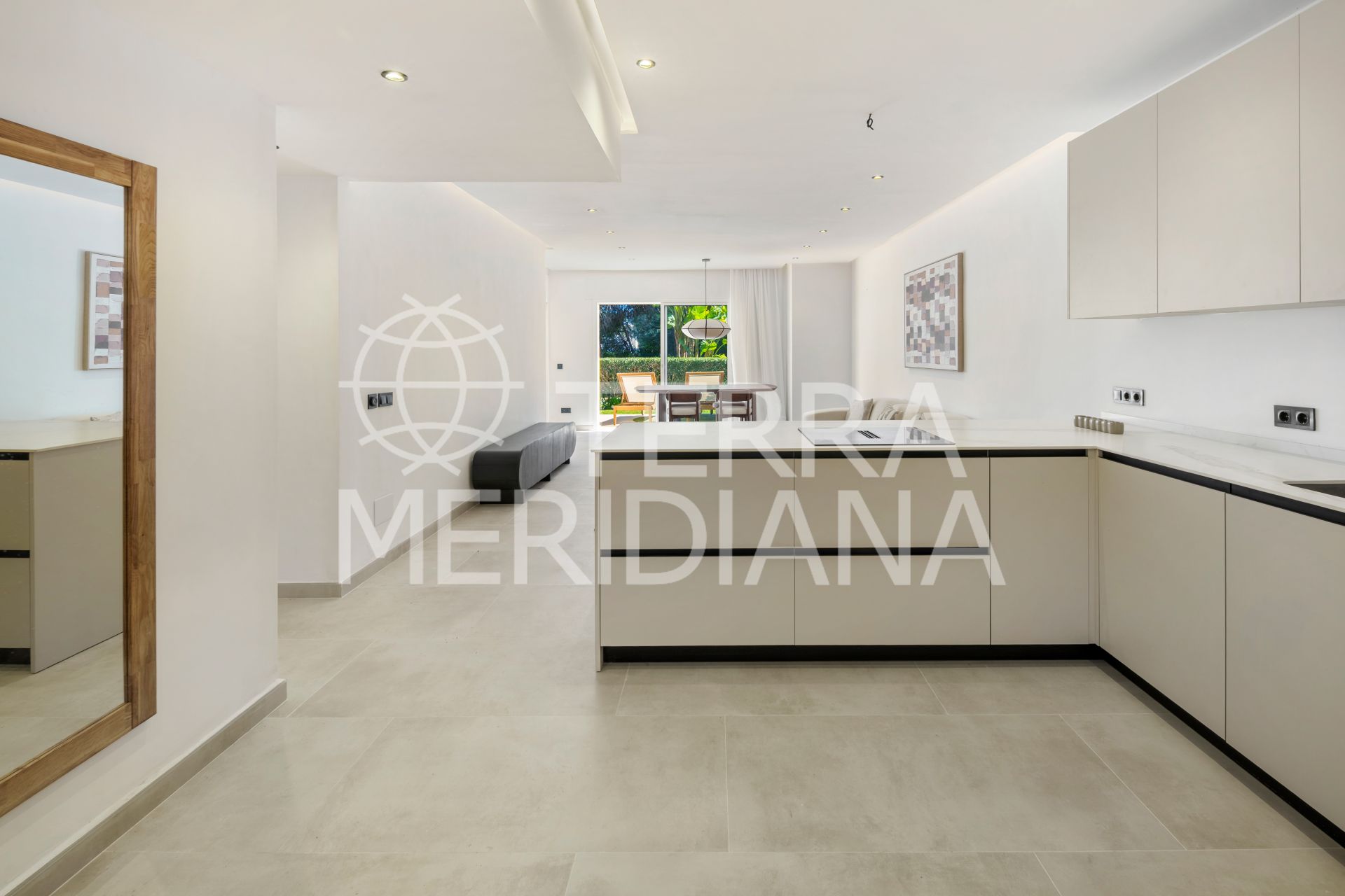 Apartment in Nueva Andalucia, Marbella