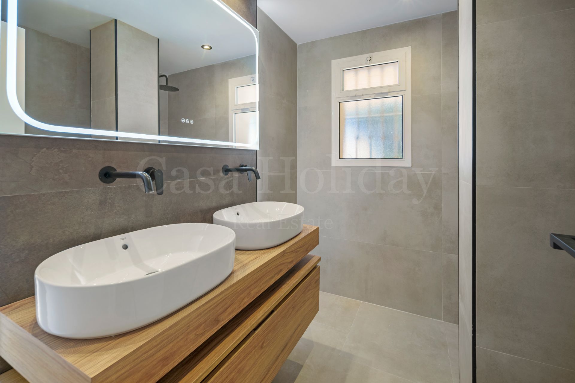 Apartamento en Nueva Andalucia, Marbella