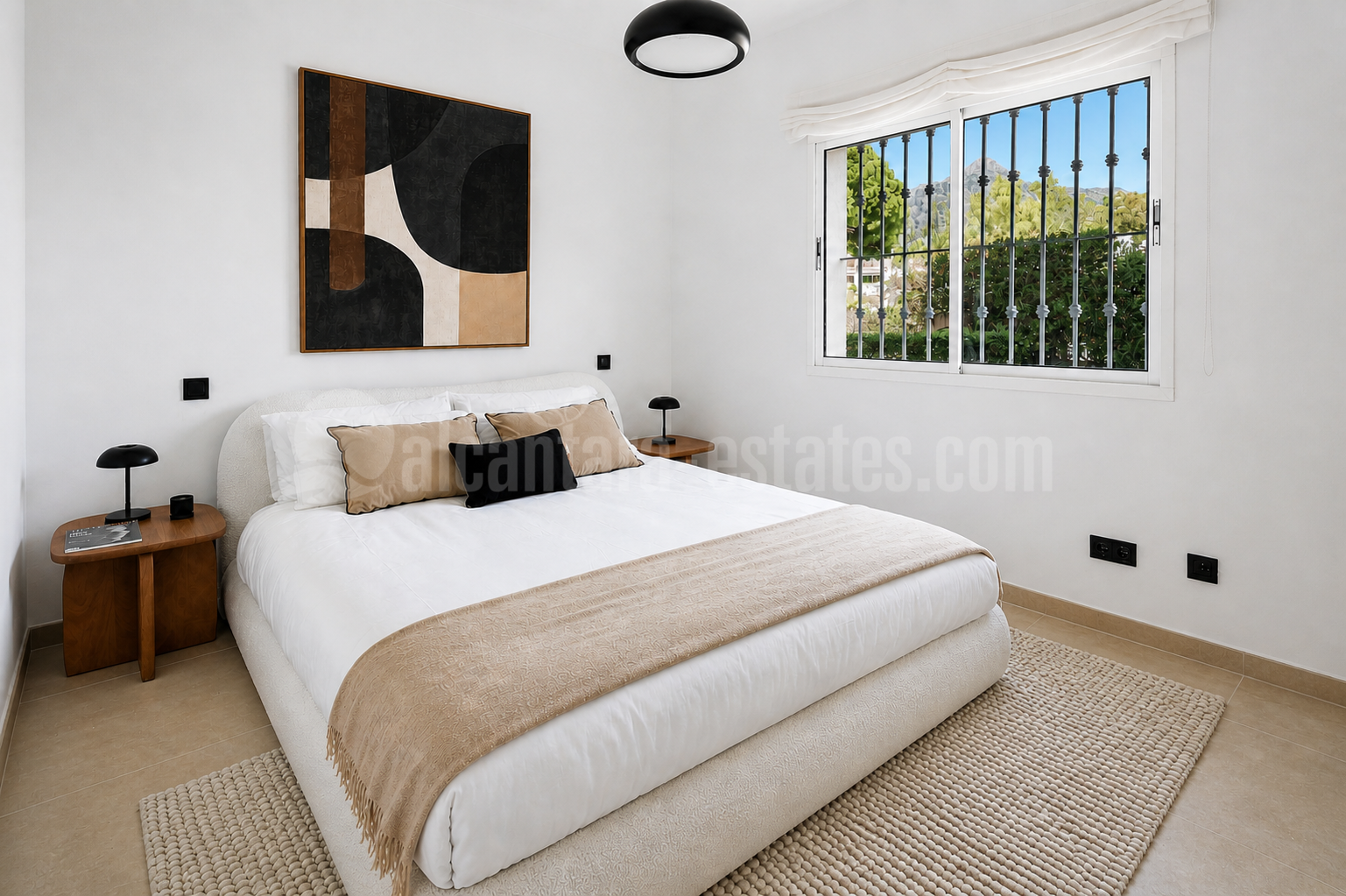 Ground Floor Apartment in Nueva Andalucia, Marbella