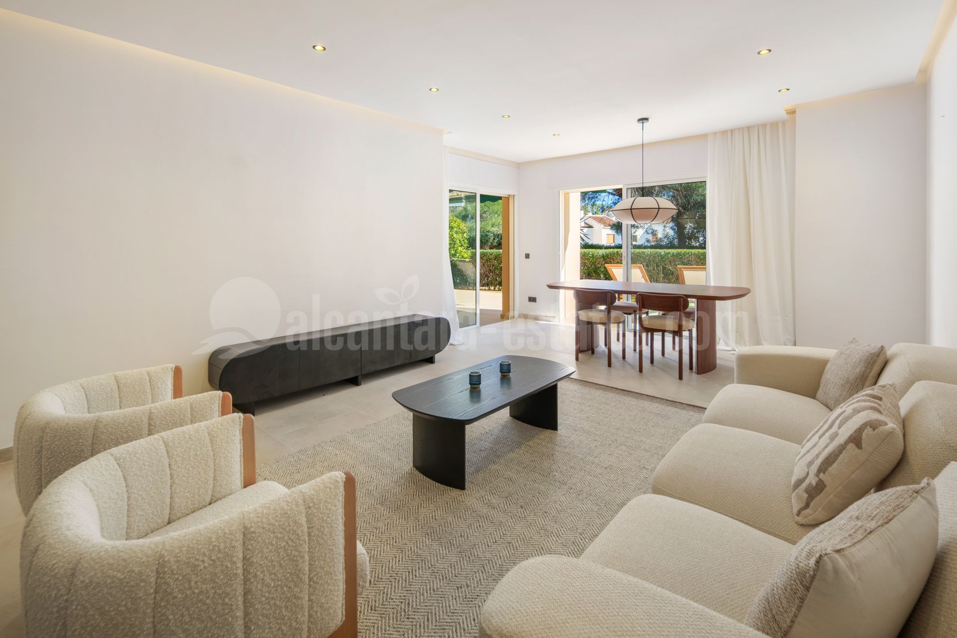 Apartment in Nueva Andalucia, Marbella
