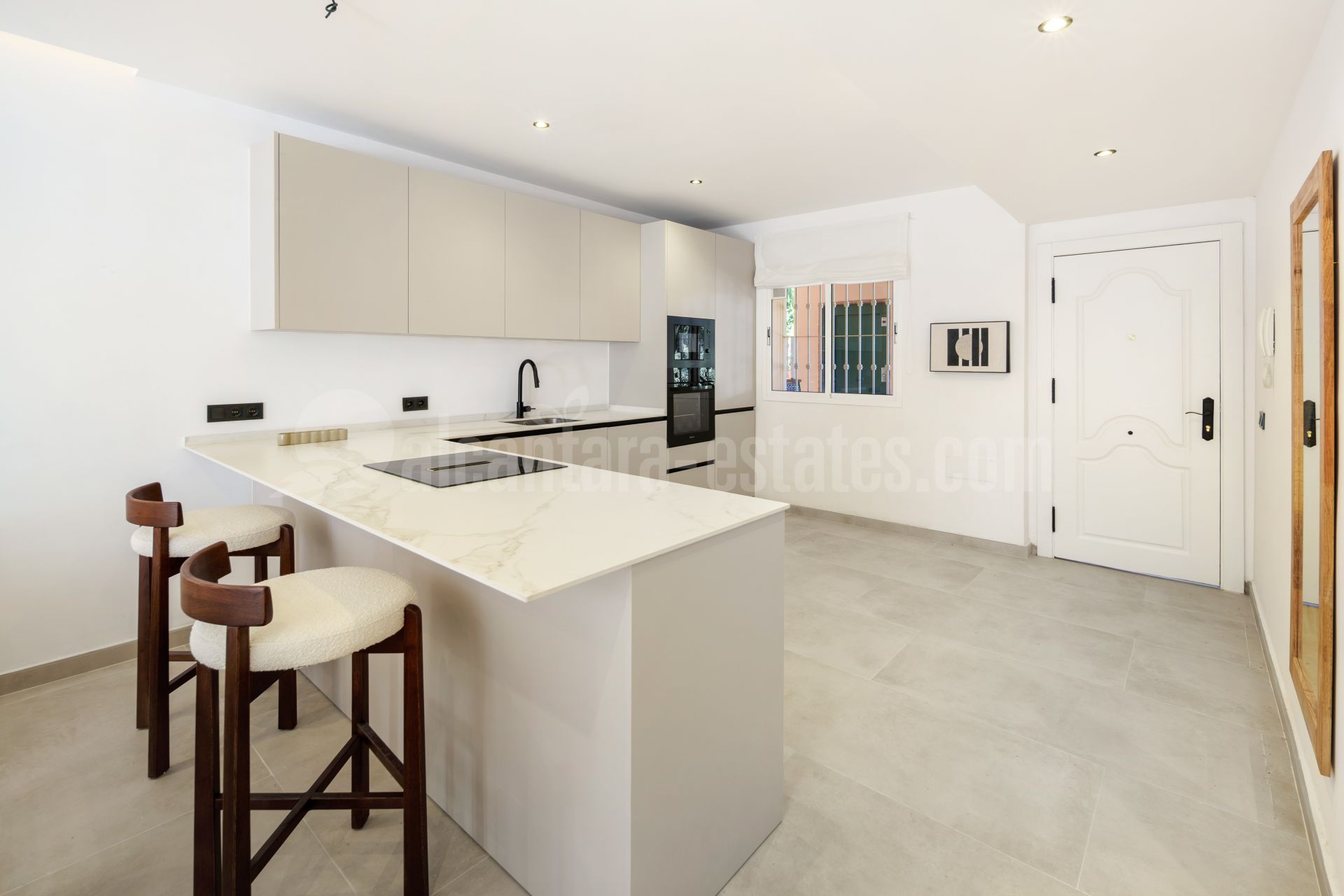 Apartment in Nueva Andalucia, Marbella