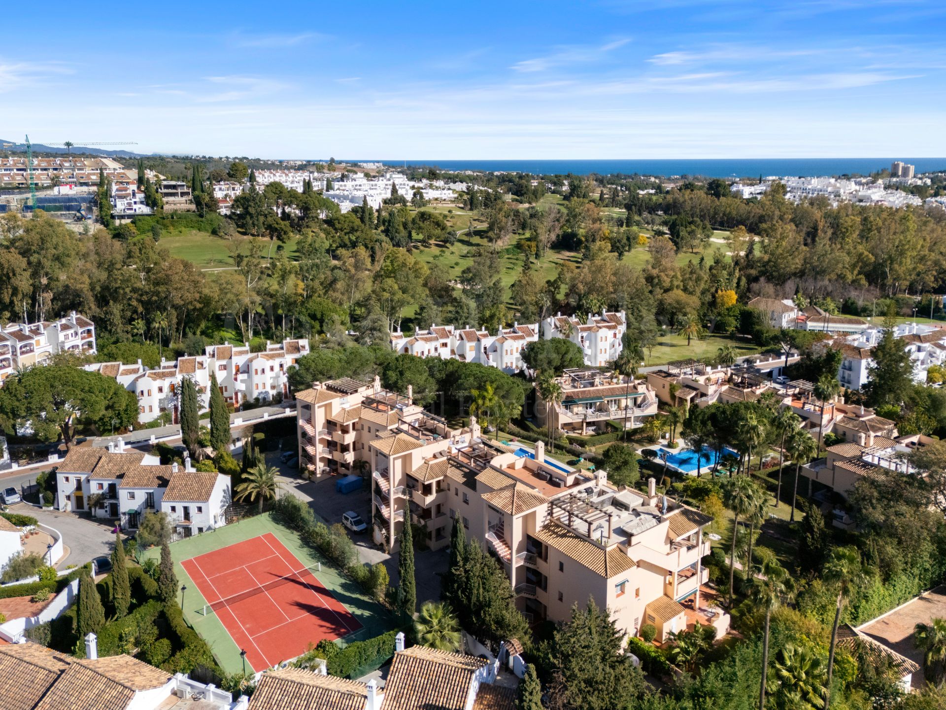 Apartamento en Nueva Andalucia, Marbella