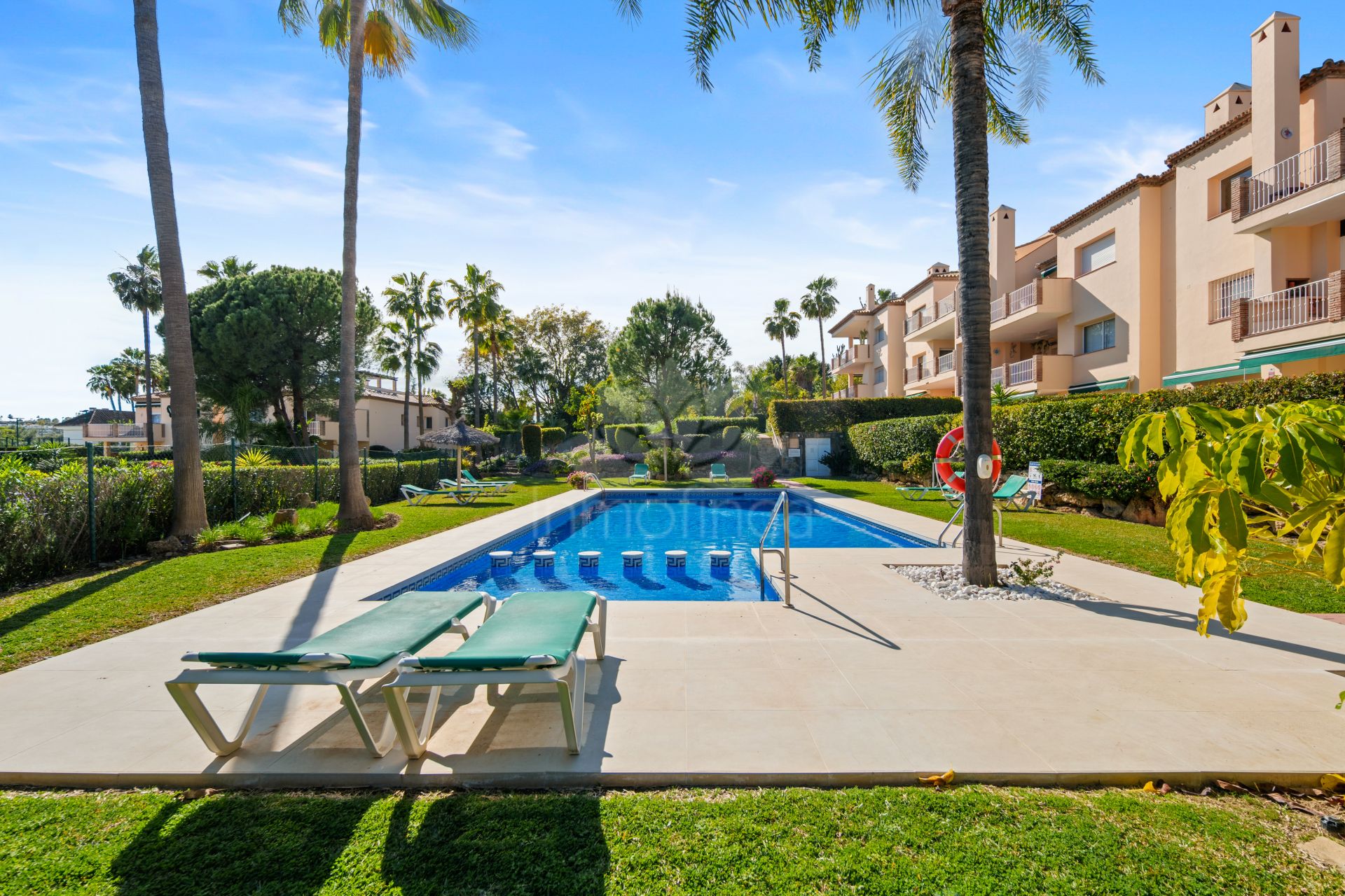 Ground Floor Apartment in Nueva Andalucia, Marbella