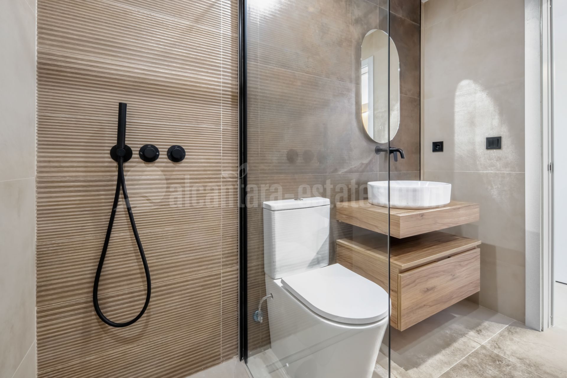 Apartment in Nueva Andalucia, Marbella