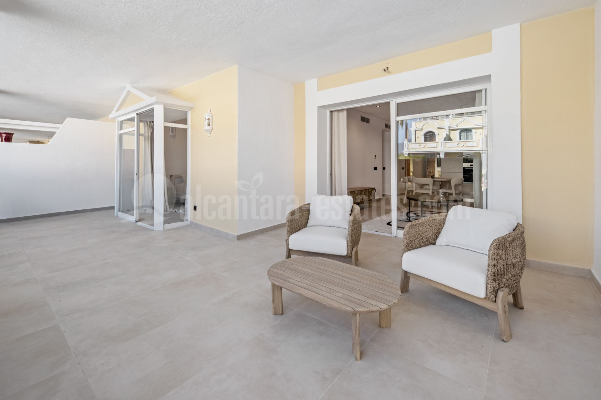 Apartment in Nueva Andalucia, Marbella