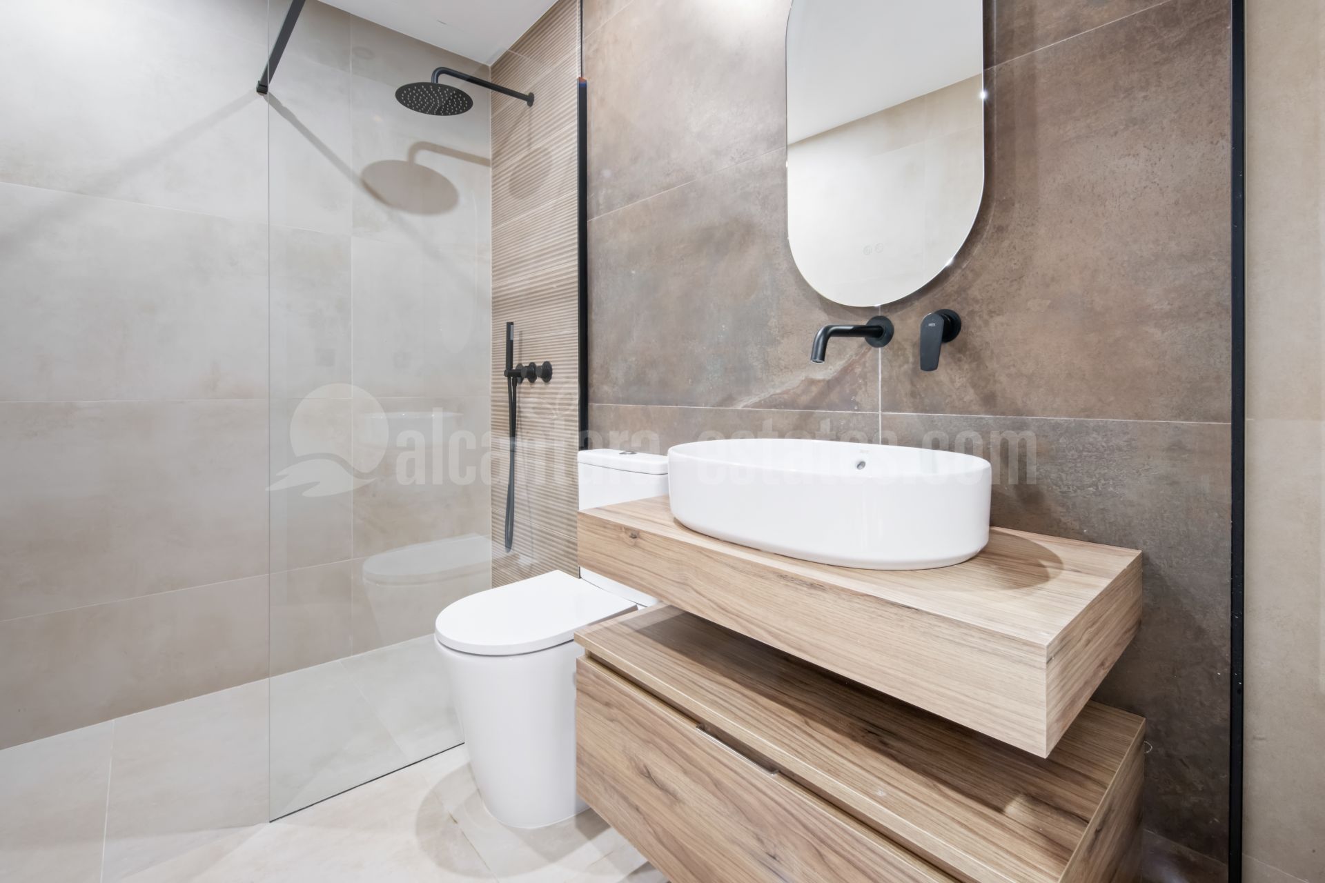 Apartment in Nueva Andalucia, Marbella