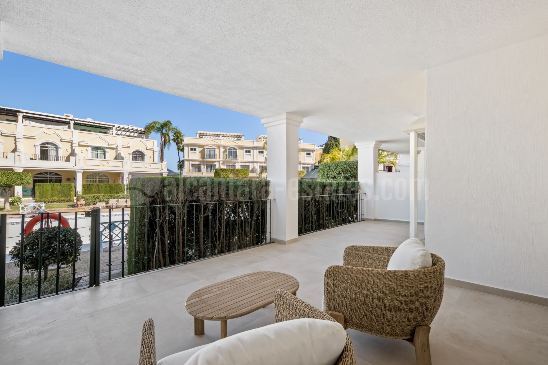 Apartment in Nueva Andalucia, Marbella