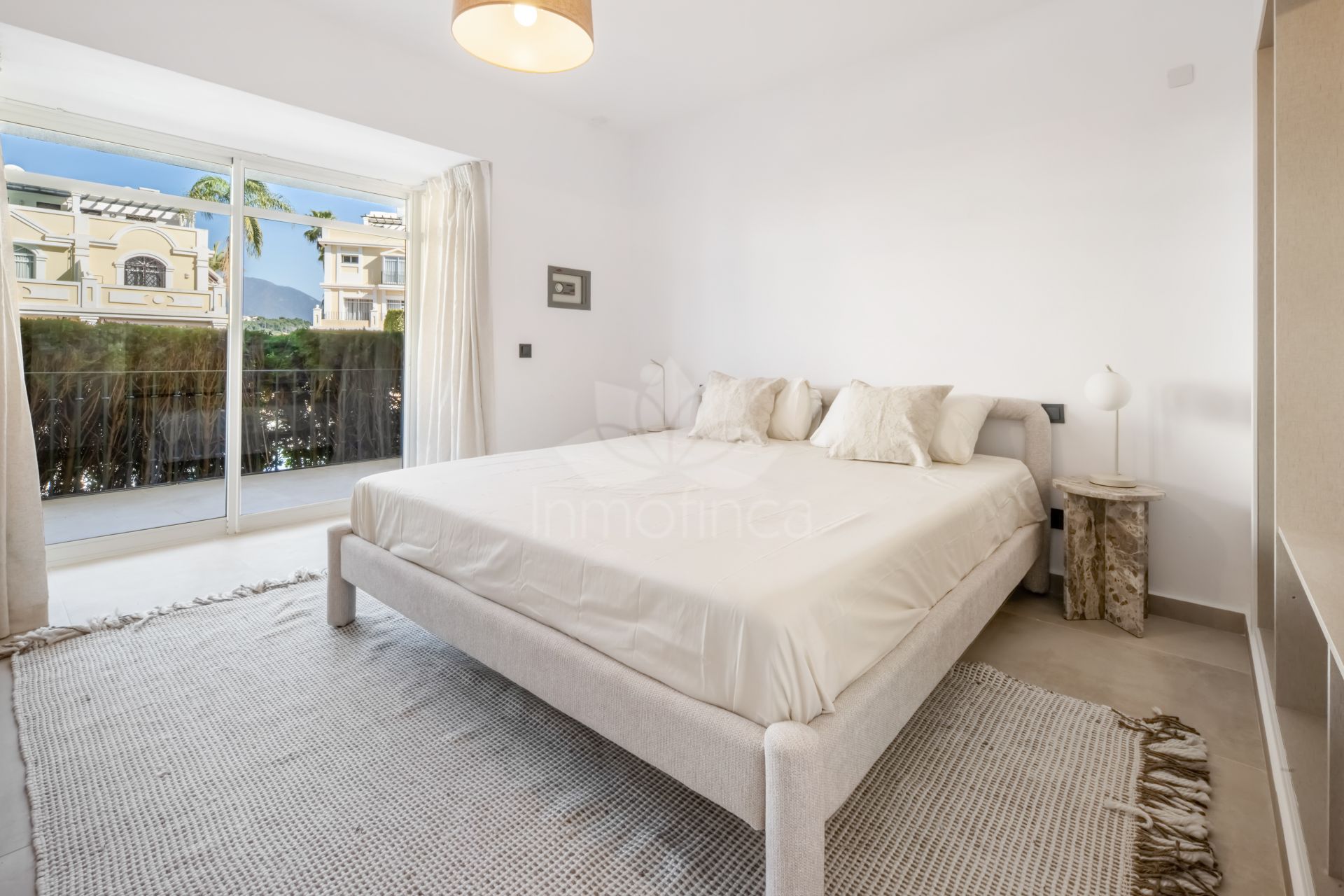 Apartamento en Nueva Andalucia, Marbella