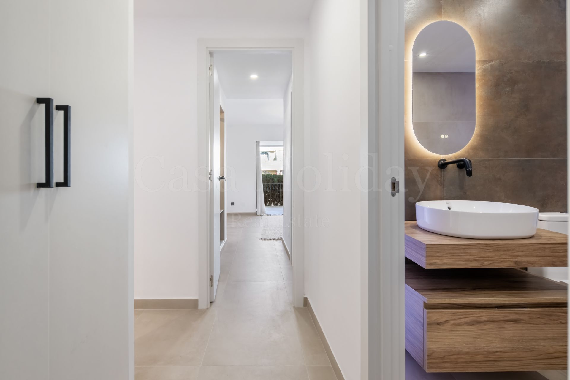 Apartment in Nueva Andalucia, Marbella
