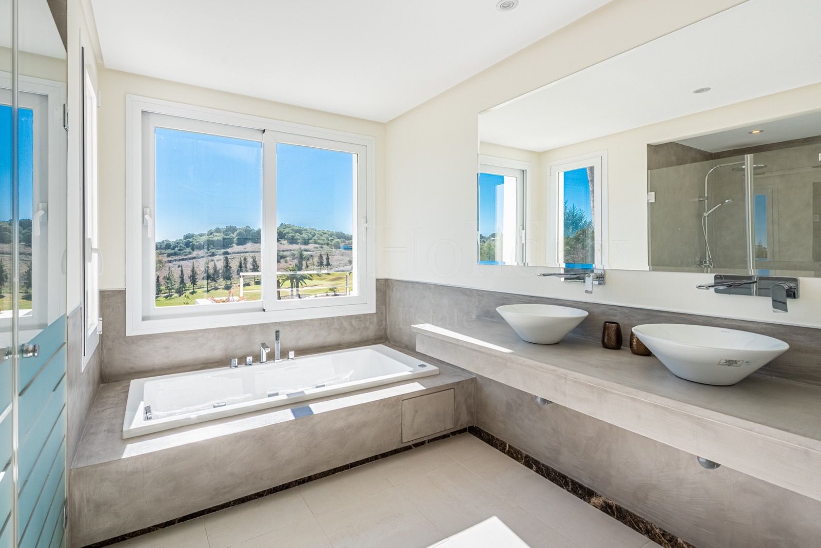 Casa en El Paraiso, Estepona