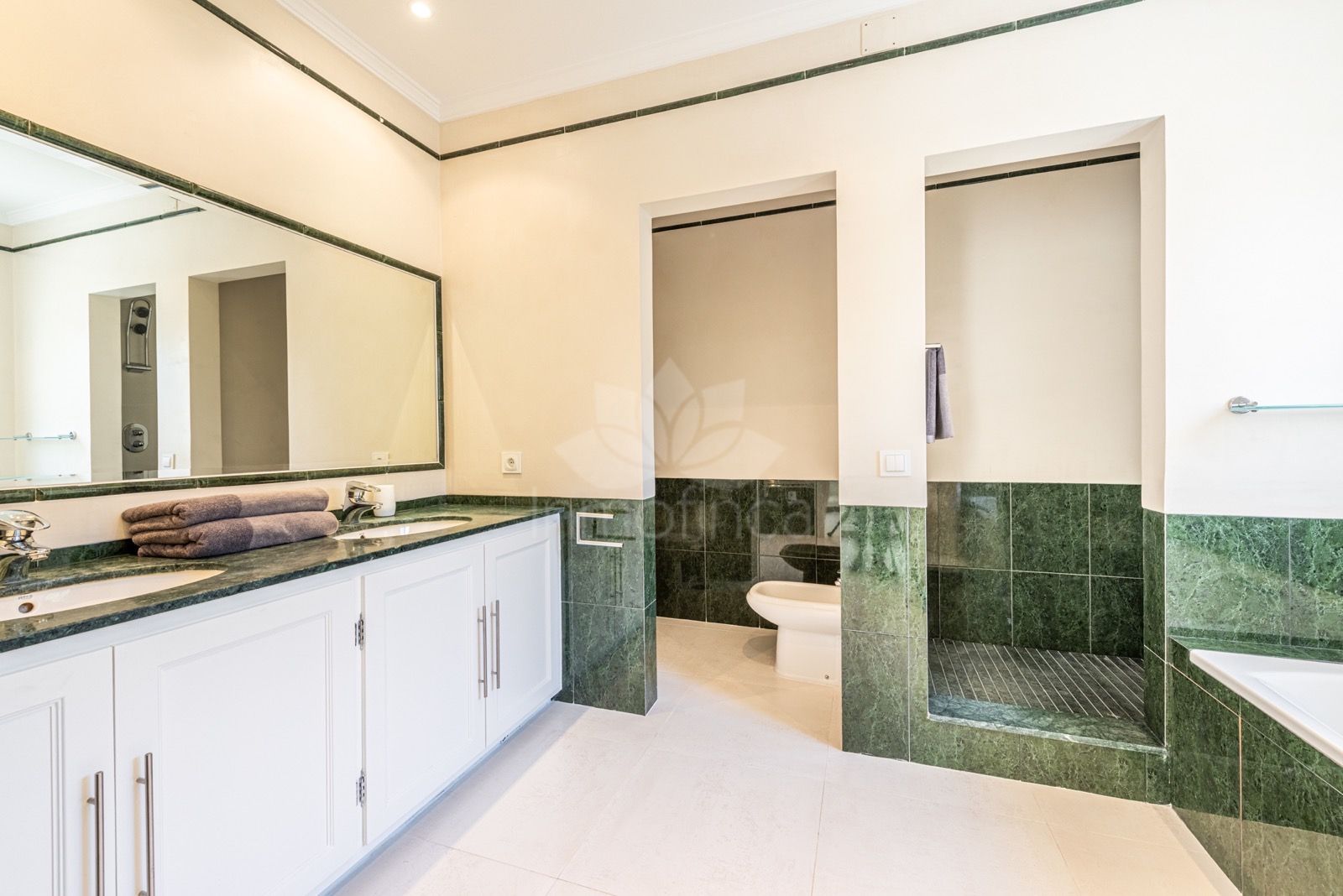 House in El Paraiso, Estepona