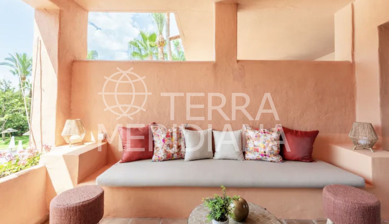 Apartment in Oasis de Marbella, Marbella