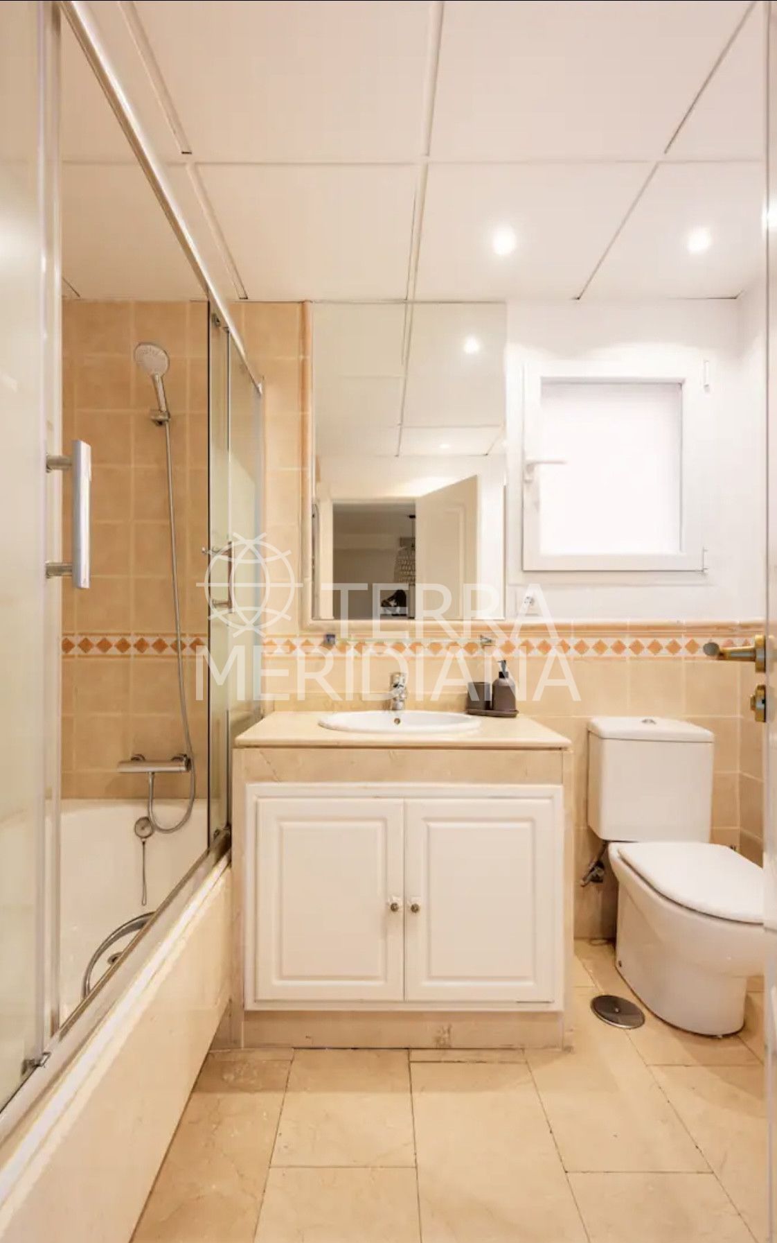 Apartment in Oasis de Marbella, Marbella