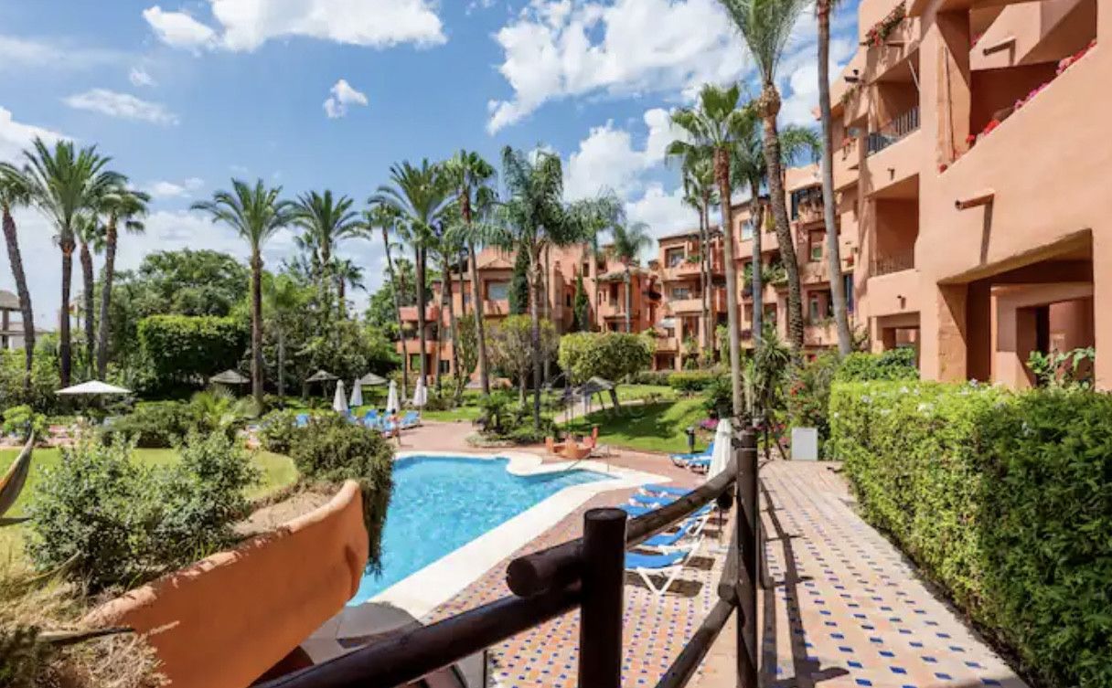 Apartamento en Oasis de Marbella, Marbella
