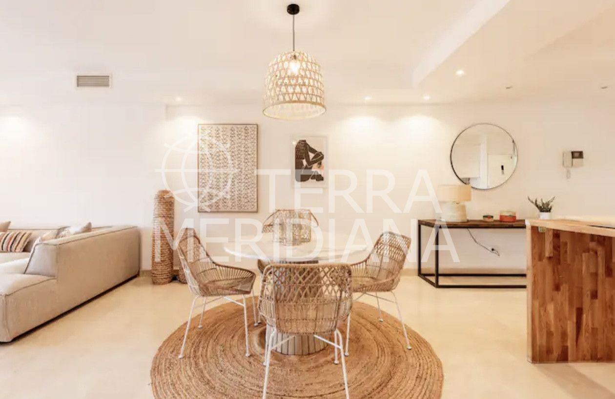 Apartment in Oasis de Marbella, Marbella