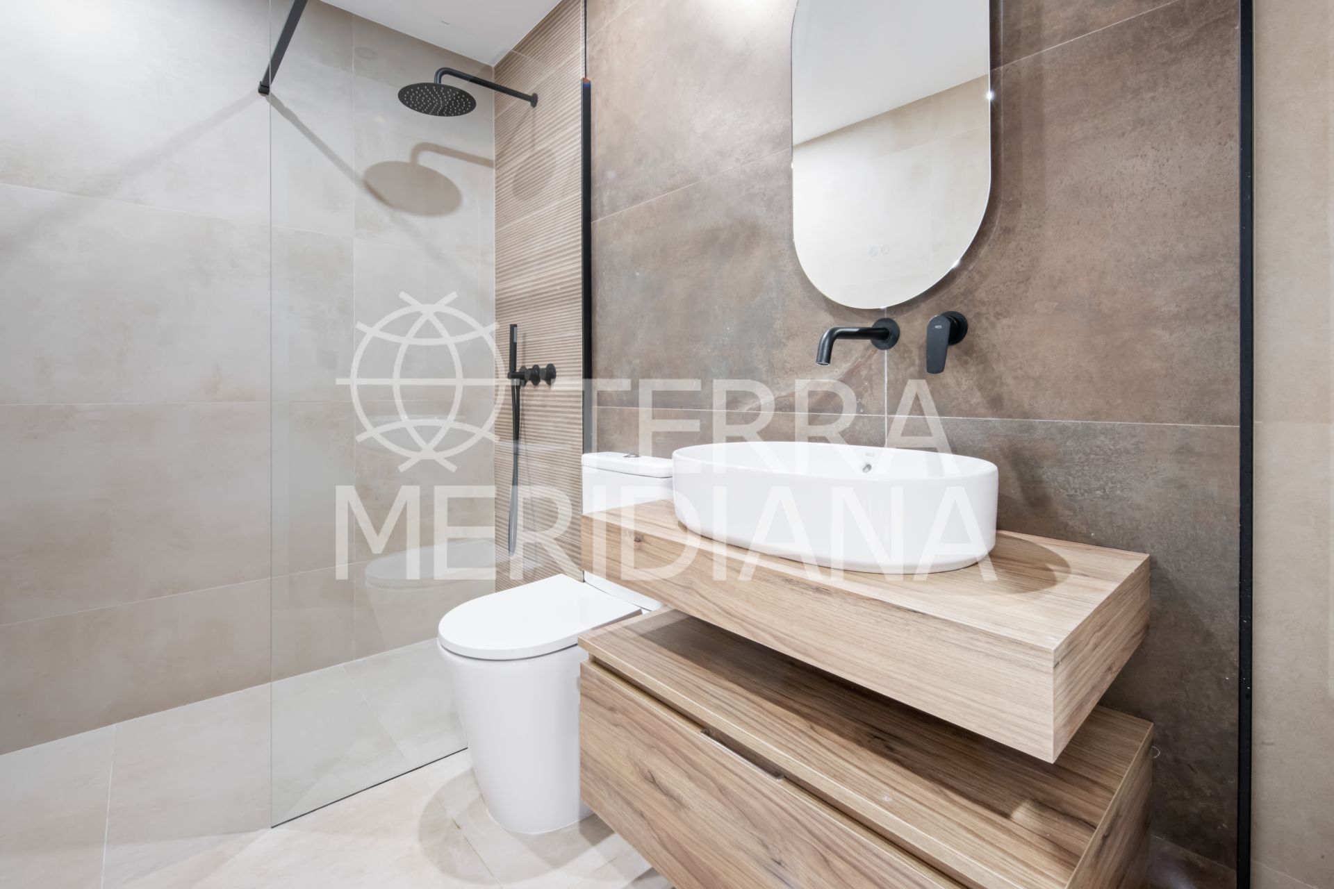 Apartment in Nueva Andalucia, Marbella