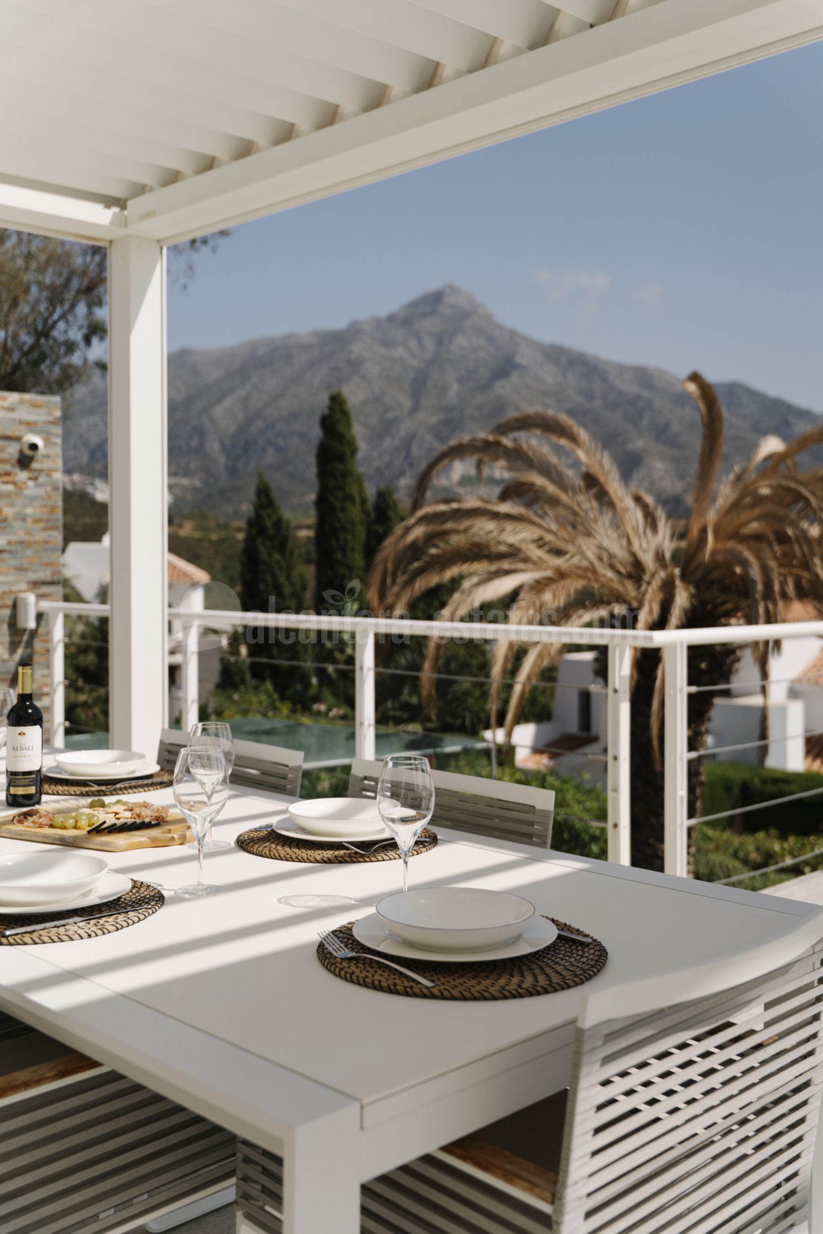 Villa in Nueva Andalucia, Marbella