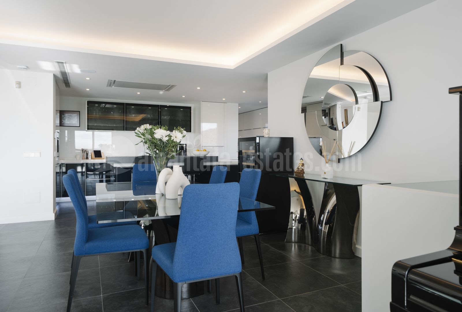Villa in Nueva Andalucia, Marbella