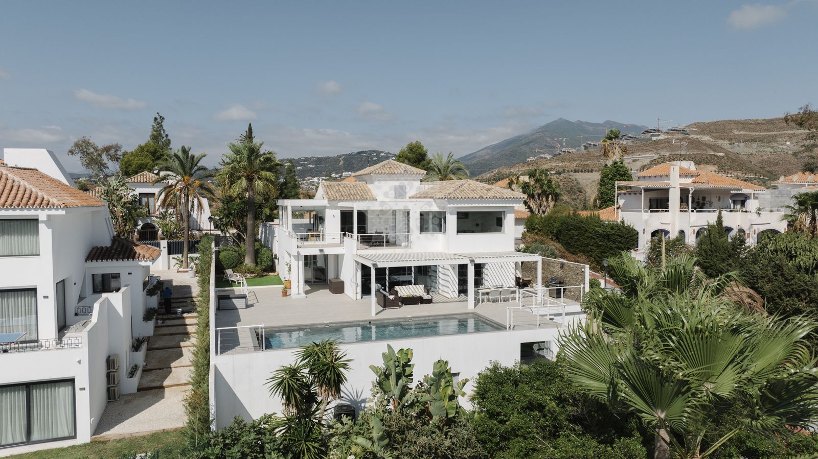 Villa in Nueva Andalucia, Marbella