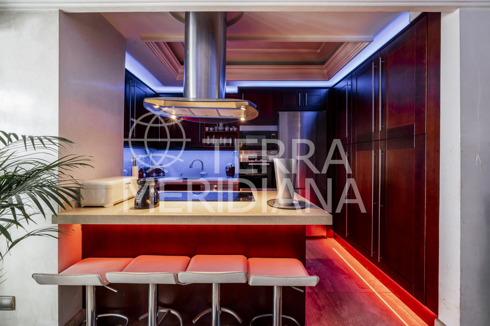 Duplex in Marbella - Puerto Banus, Marbella
