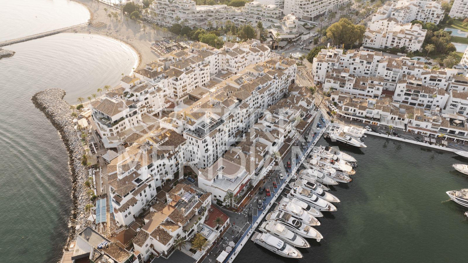 Duplex in Marbella - Puerto Banus, Marbella