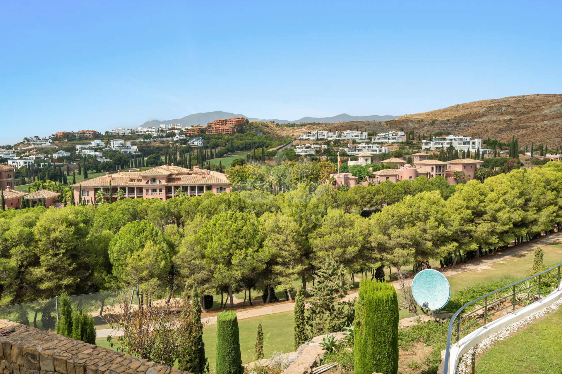 Apartment in Los Flamingos, Benahavis