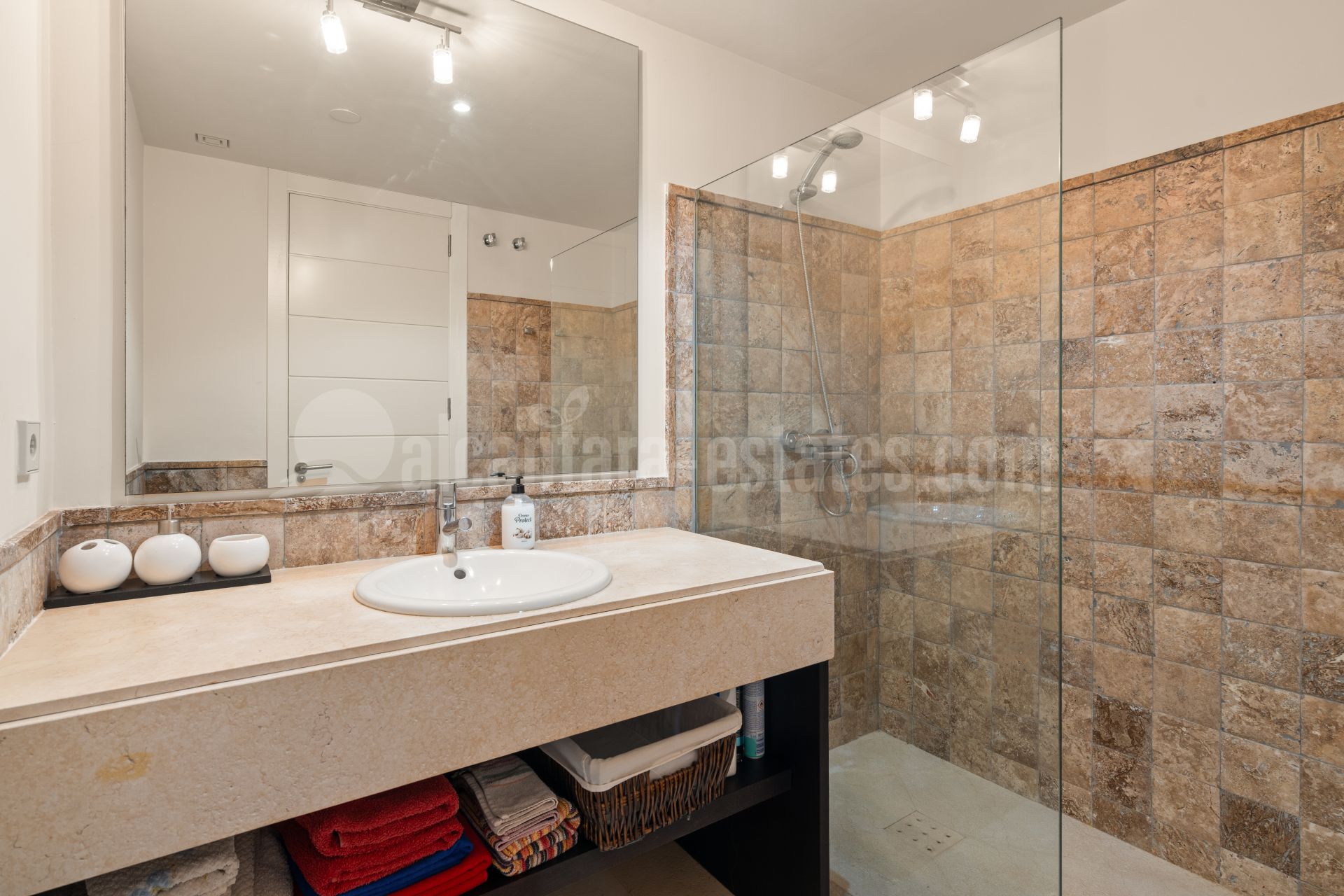 Apartamento en Los Flamingos, Benahavis