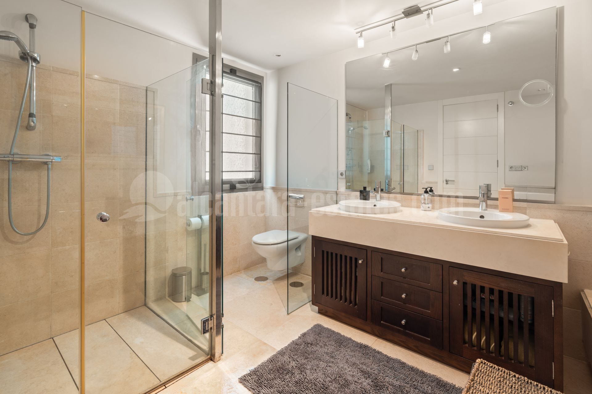 Apartamento en Los Flamingos, Benahavis