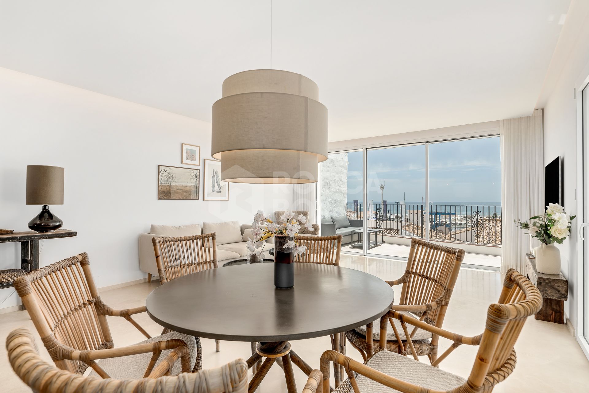 A luxurious and contemporary designed apartment located within the the famous marina of Puerto Banus