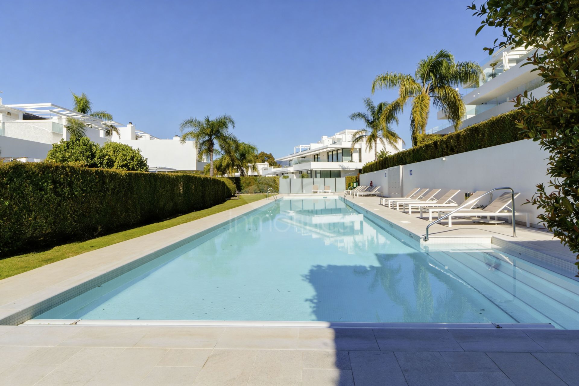 Apartment in New Golden Mile, Estepona