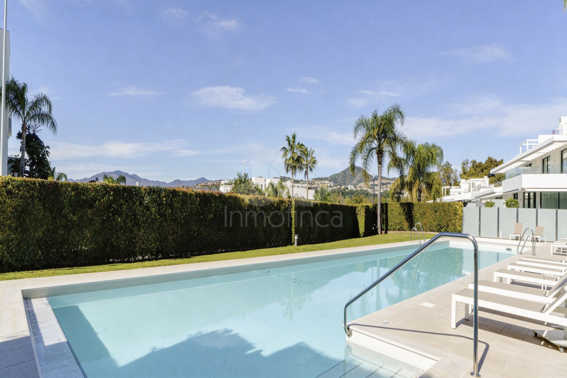 Apartment in New Golden Mile, Estepona