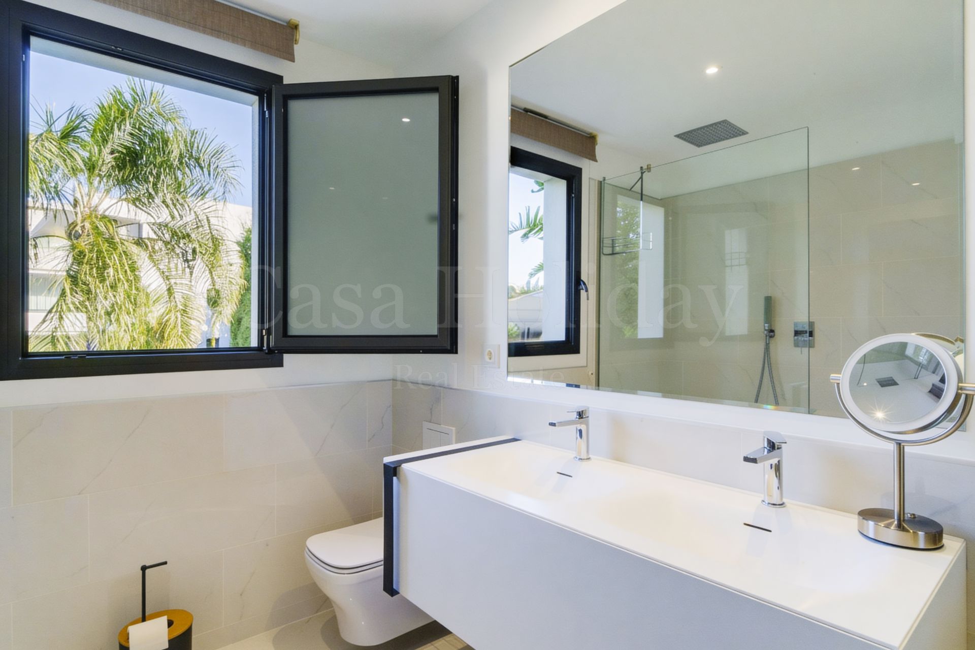 Apartamento en New Golden Mile, Estepona