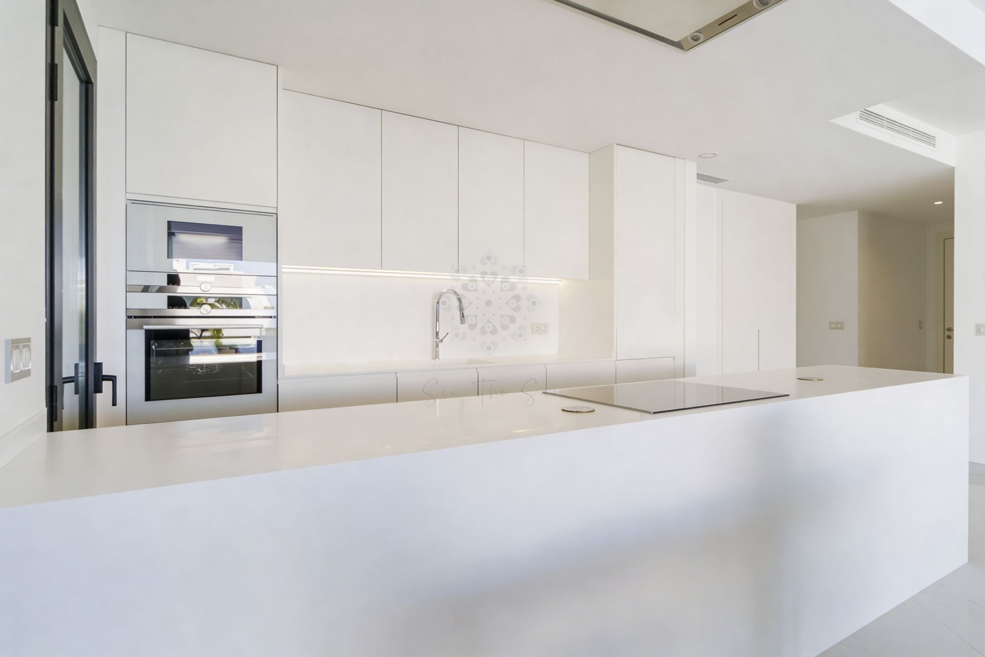 Apartment in New Golden Mile, Estepona