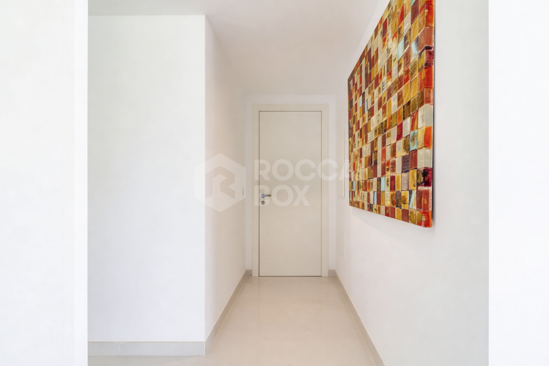 Apartment for sale in New Golden Mile, Estepona East