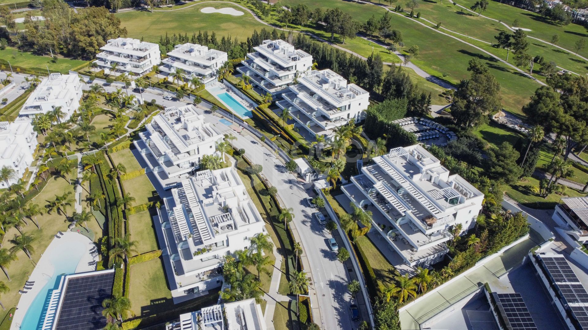 Apartment for sale in New Golden Mile, Estepona East