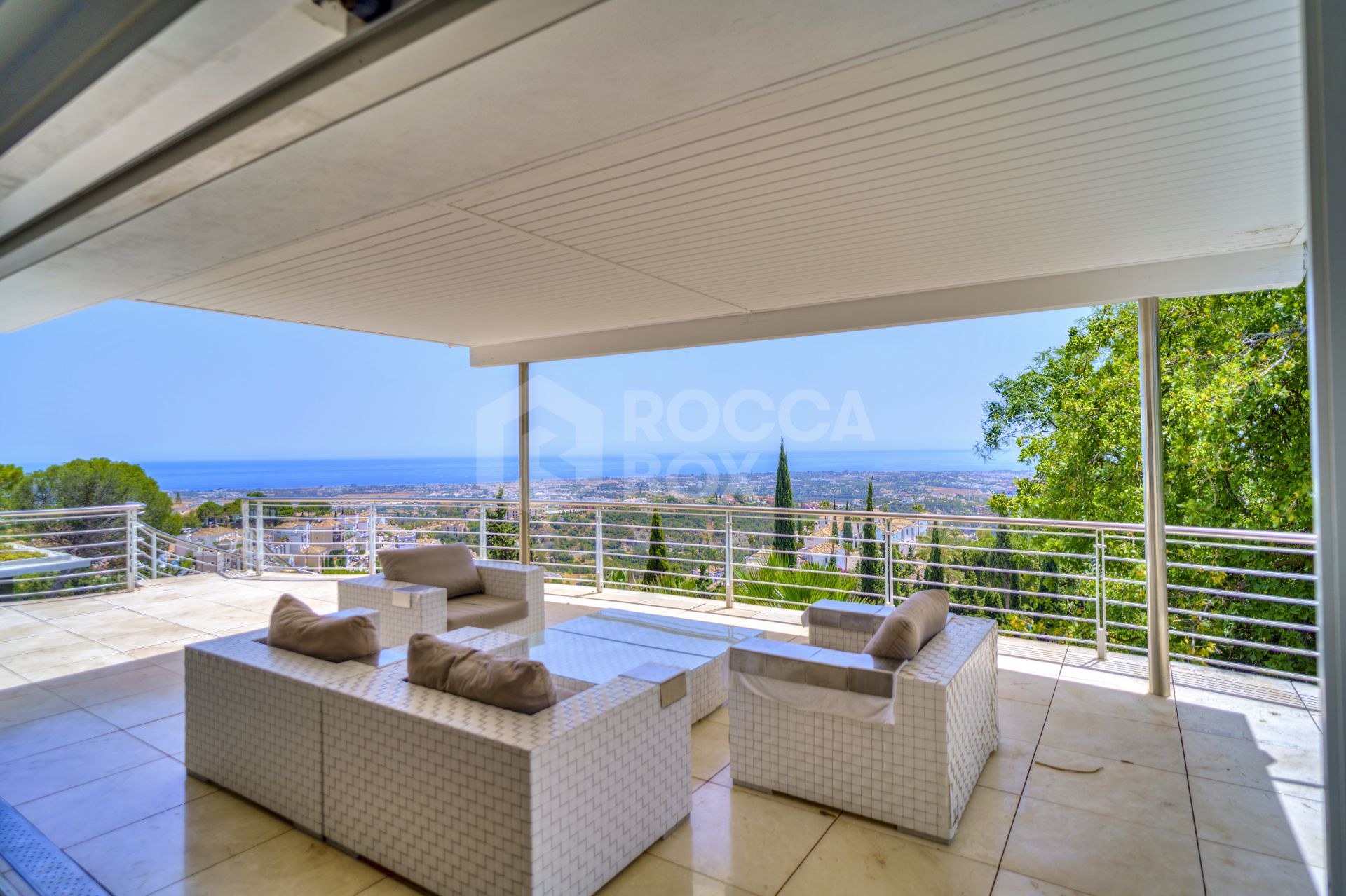 Exceptional Luxury Villa With Stunning Panoramic Views
