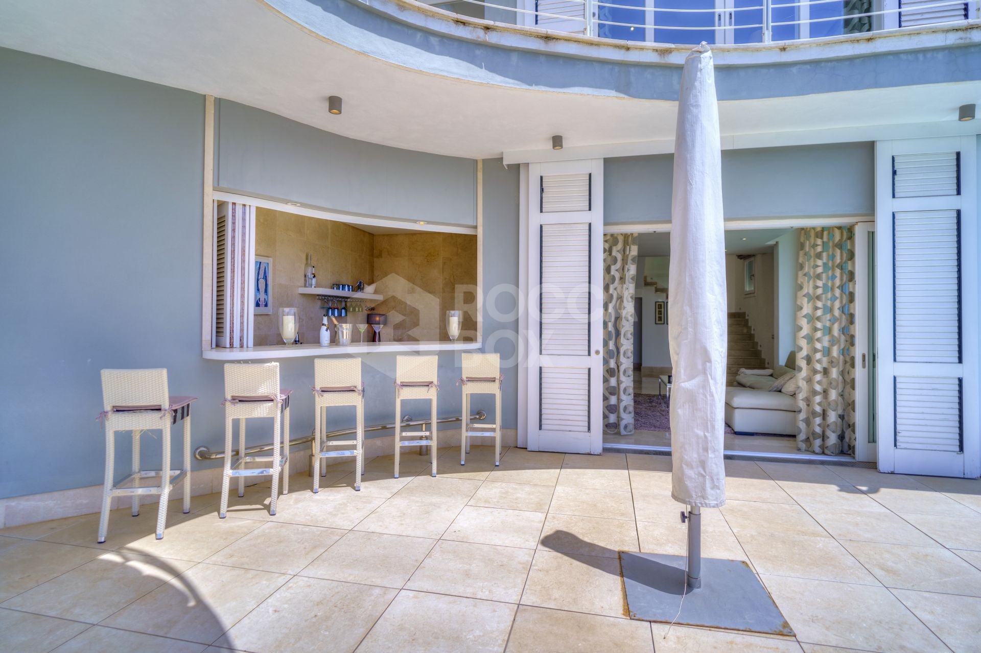 Exceptional Luxury Villa With Stunning Panoramic Views