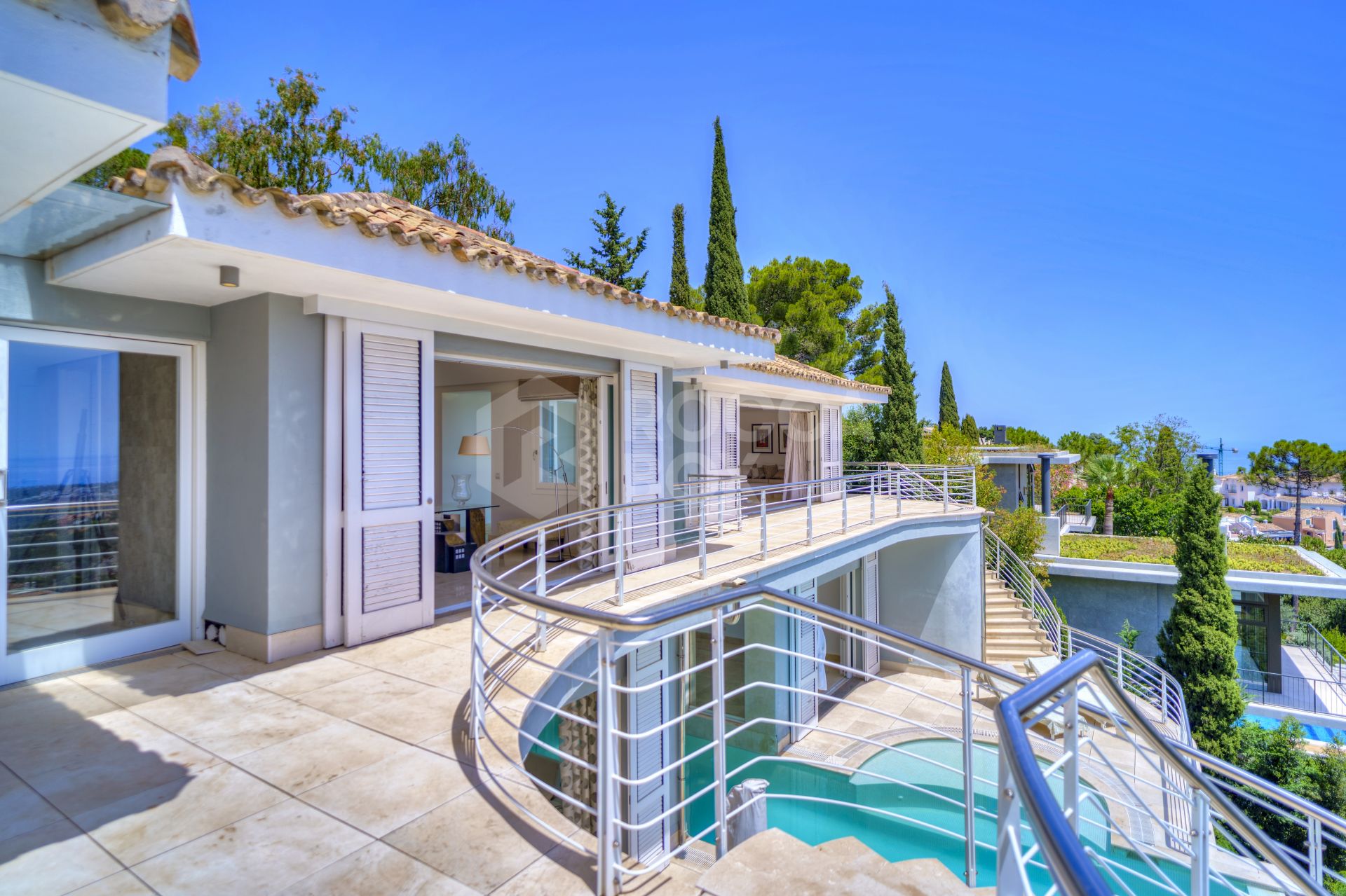 Exceptional Luxury Villa With Stunning Panoramic Views