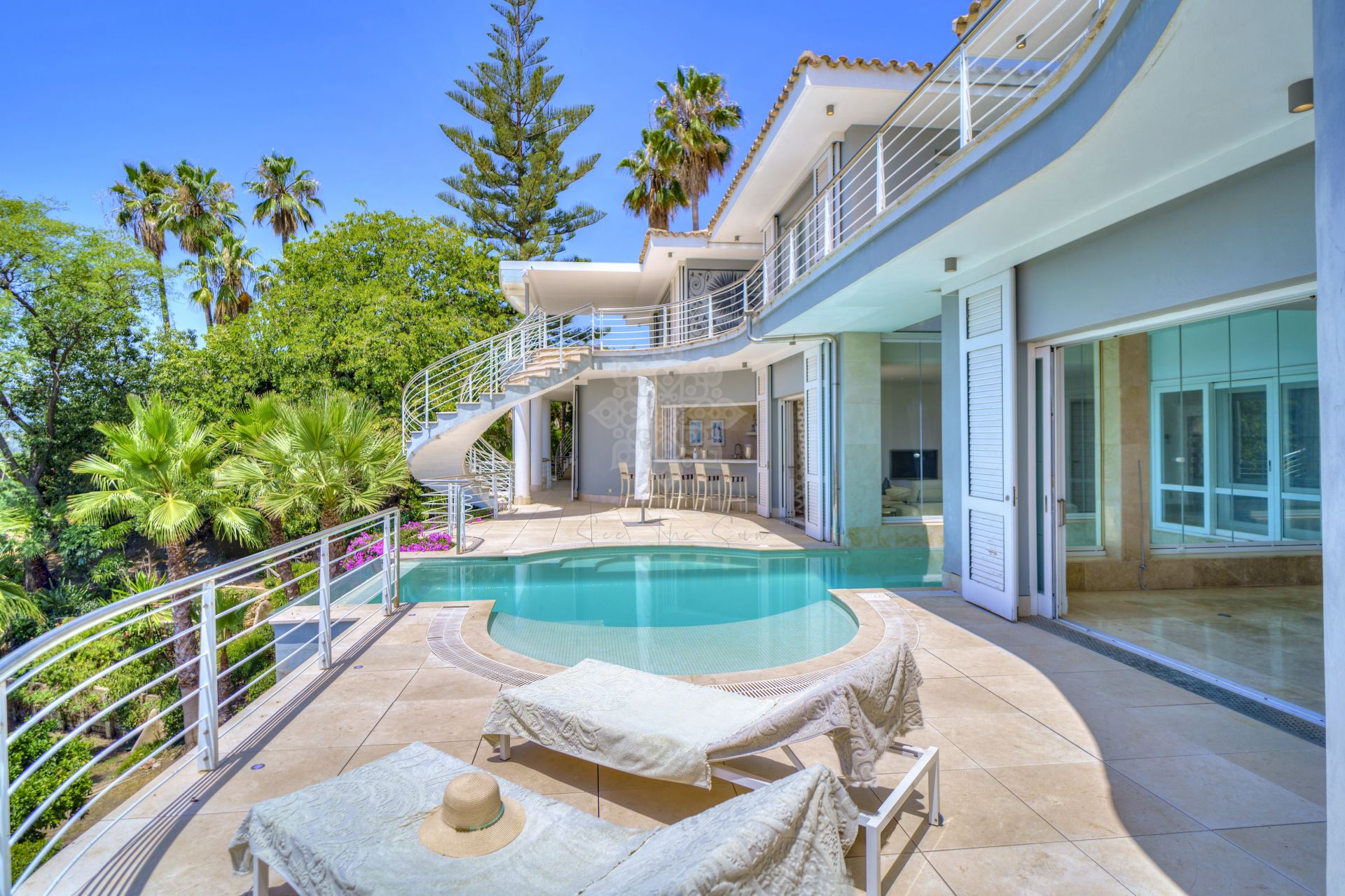 Villa in El Madroñal, Benahavis