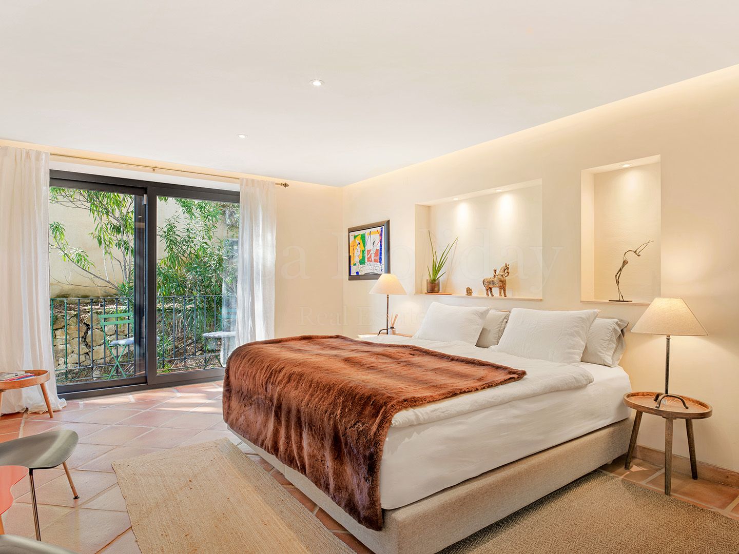 Villa in El Madroñal, Benahavis