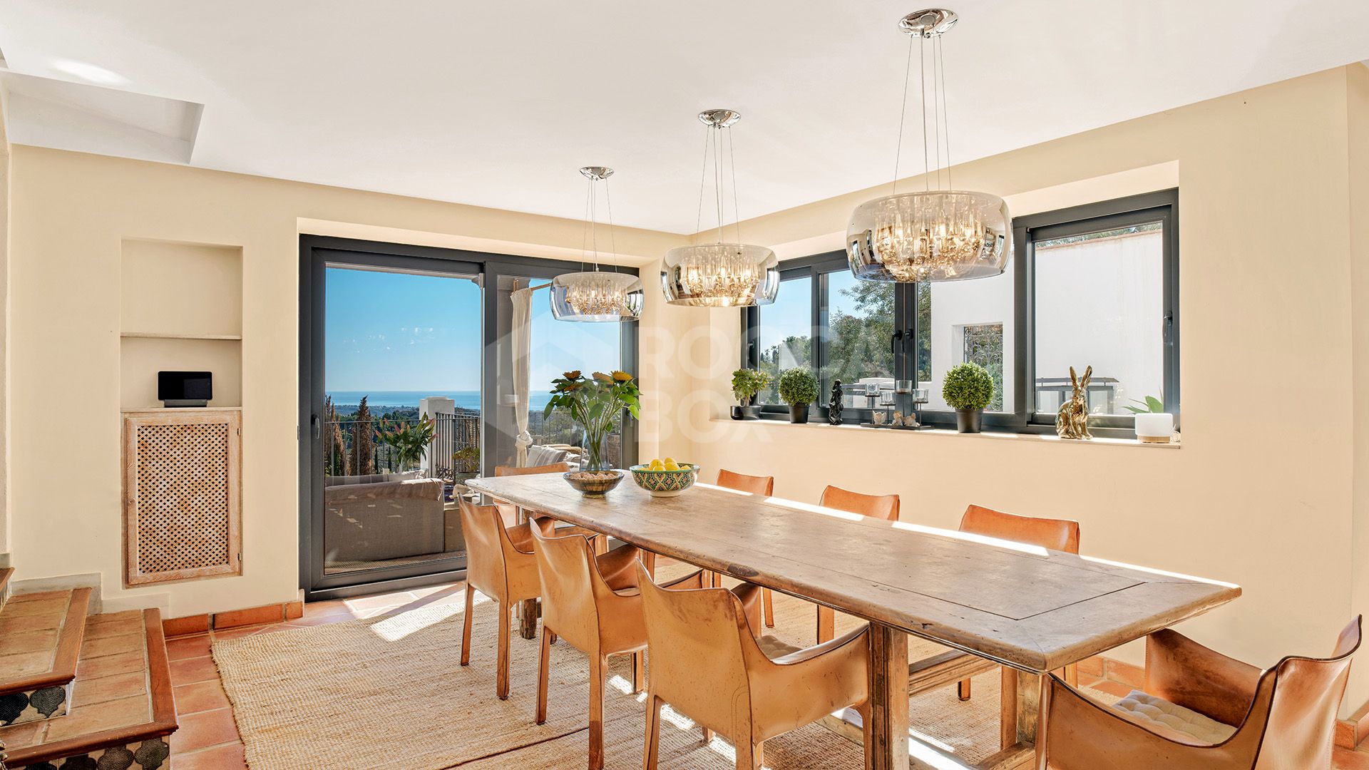 Exquisite Andalusian 4 bed luxury villa with lots of personality for sale in El Madroñal, Benahavis