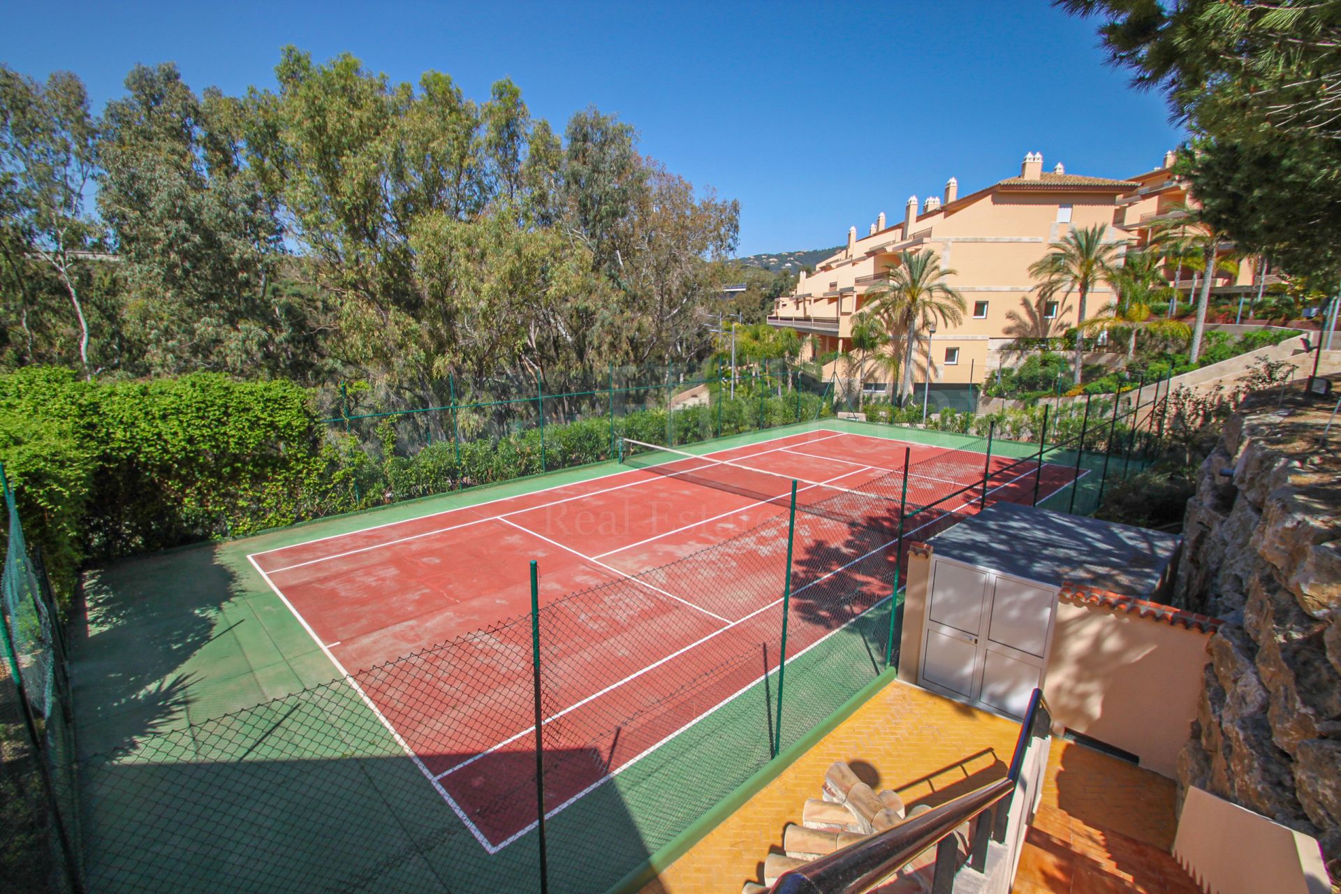 Apartment in Nueva Andalucia, Marbella