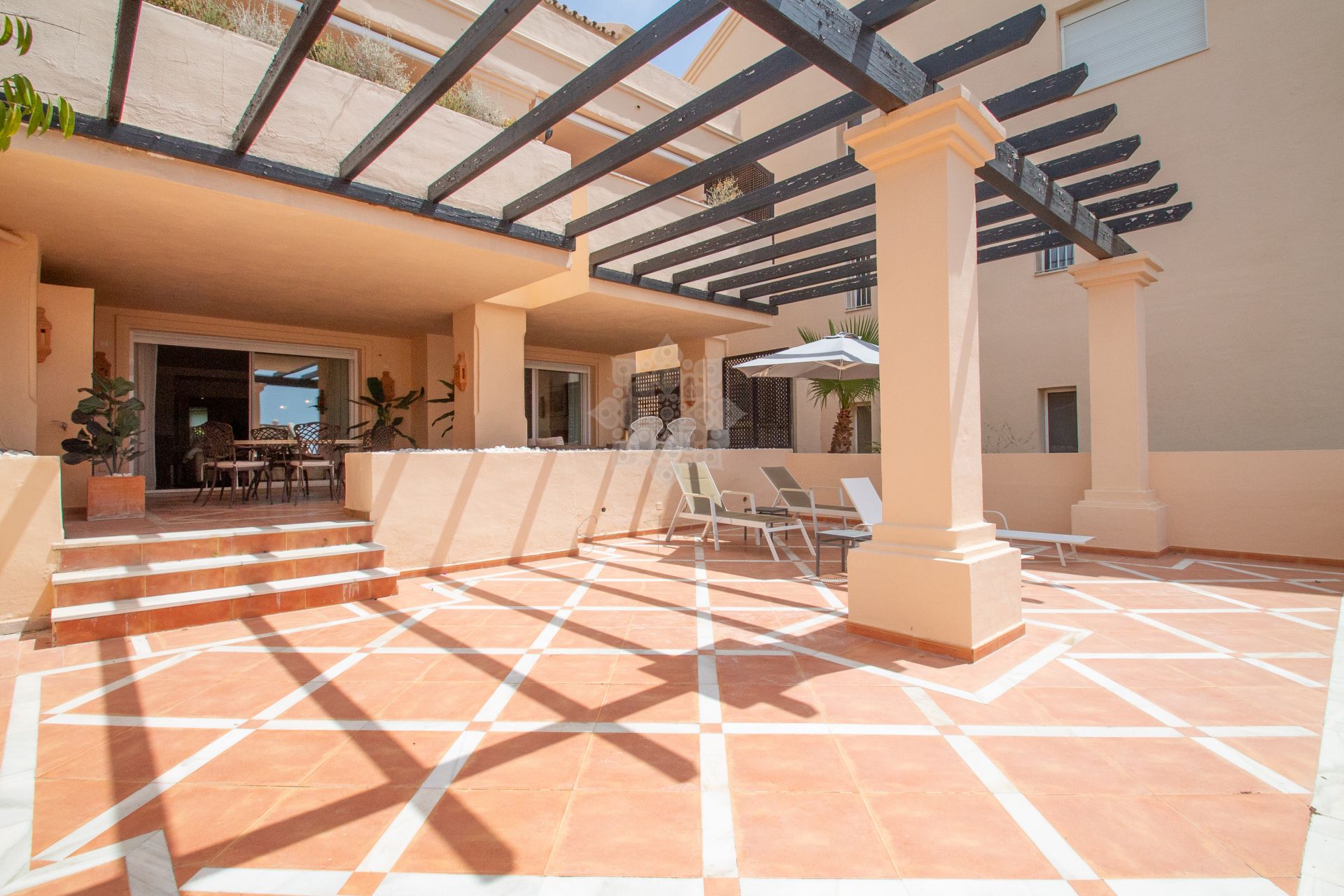 Apartment in Nueva Andalucia, Marbella