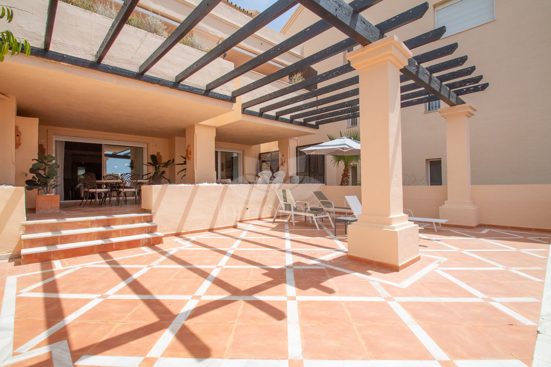 Apartment in Nueva Andalucia, Marbella