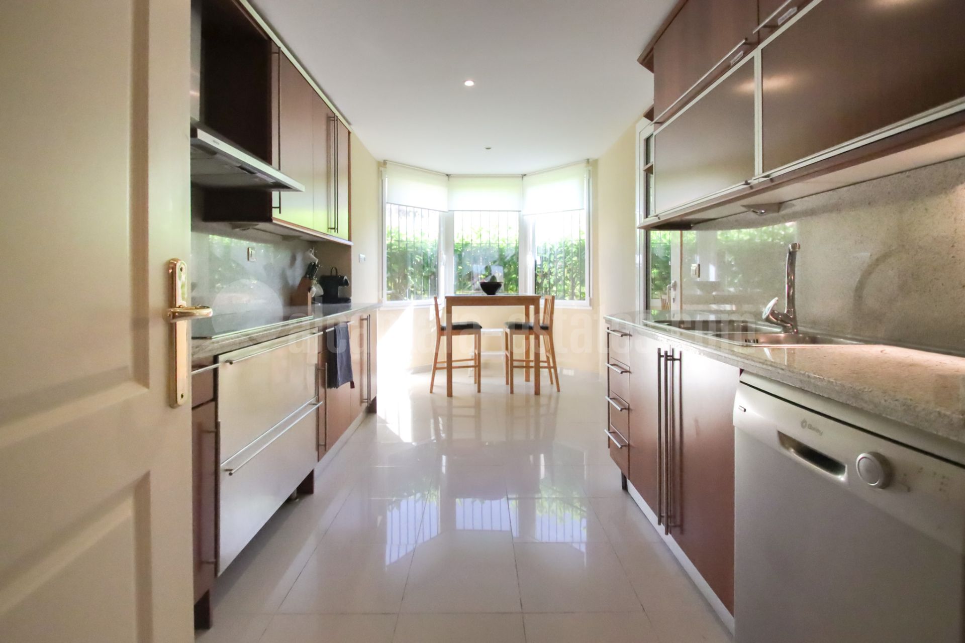 Apartment in Nueva Andalucia, Marbella