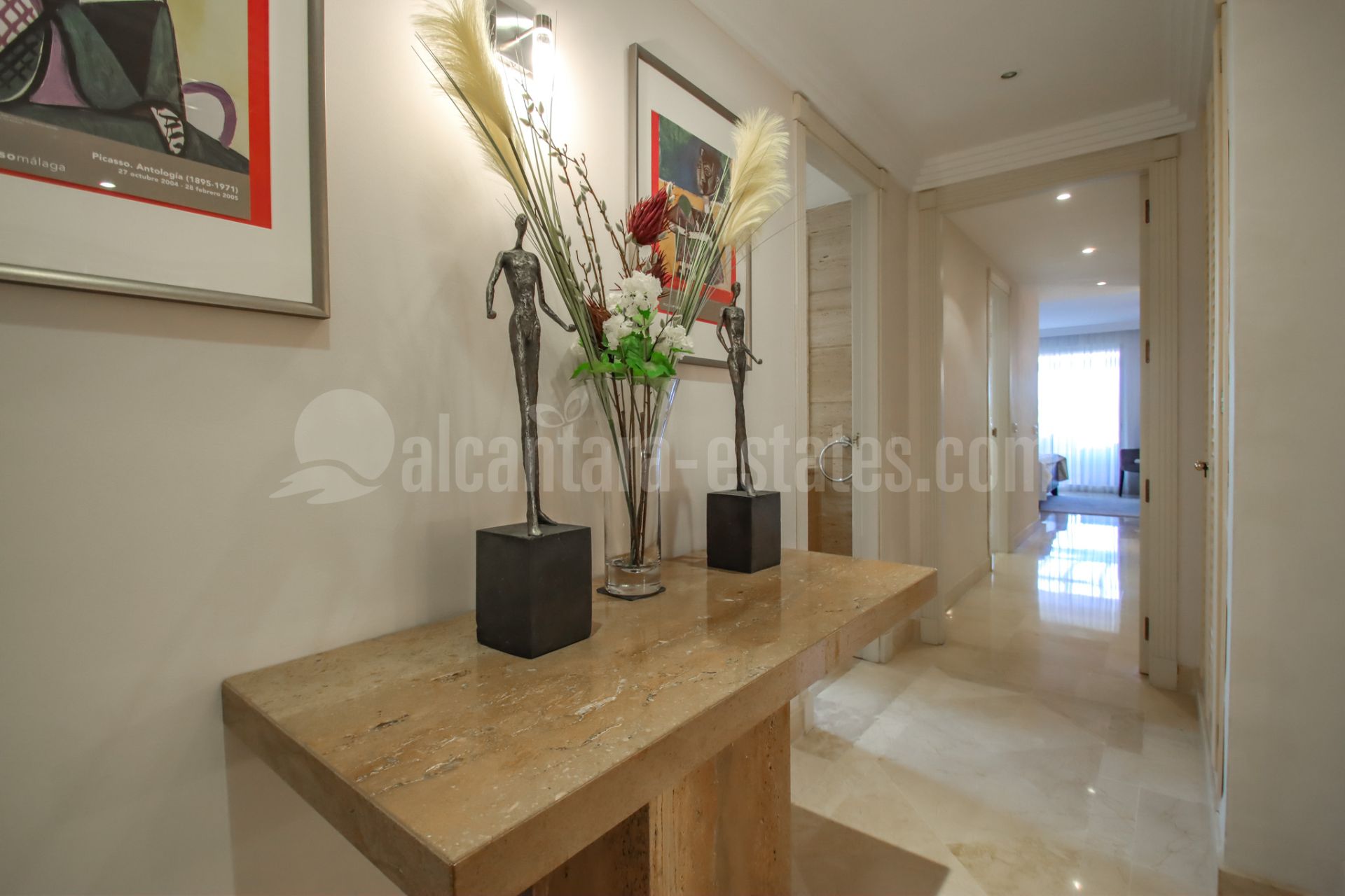 Apartment in Nueva Andalucia, Marbella