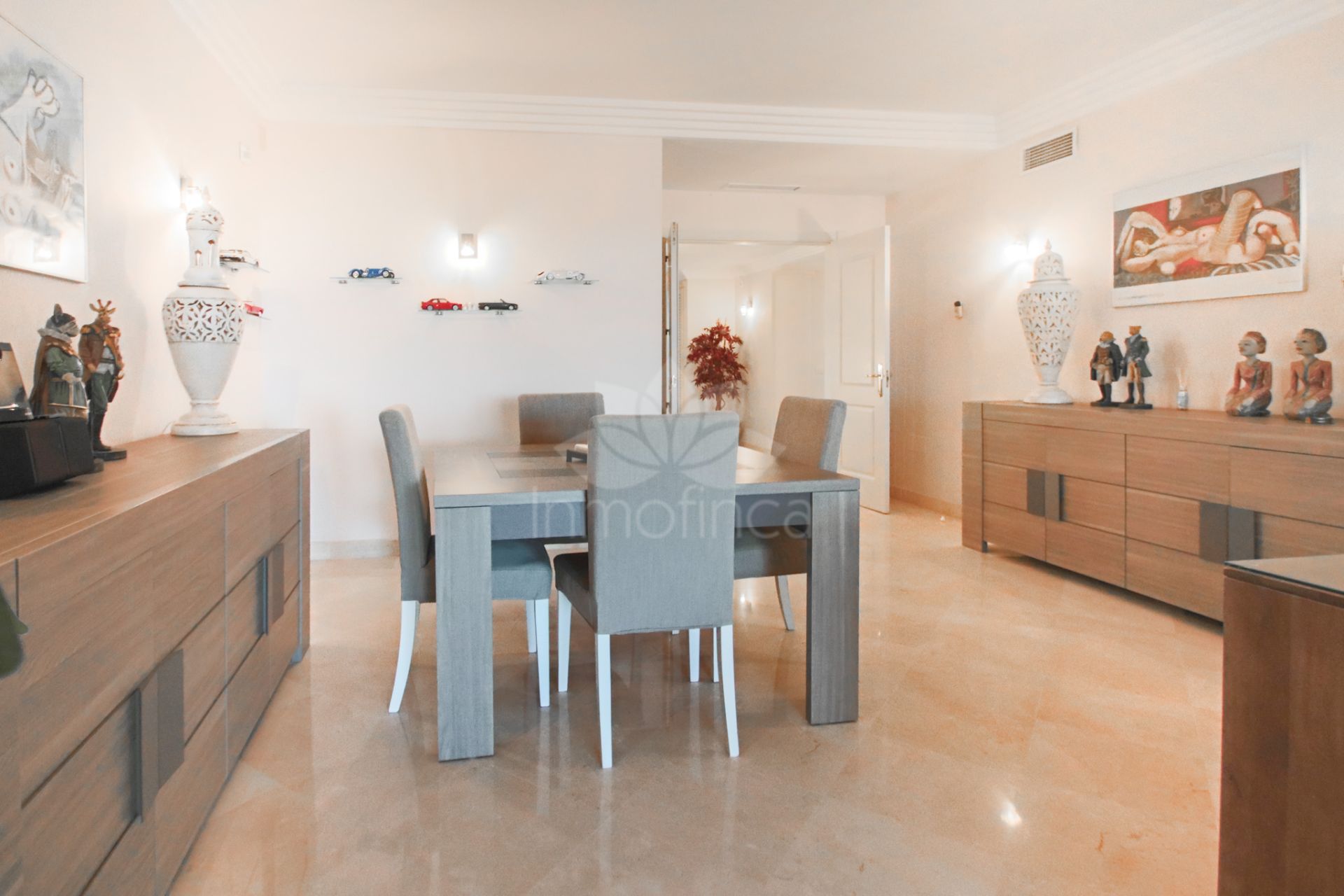 Apartamento en Nueva Andalucia, Marbella