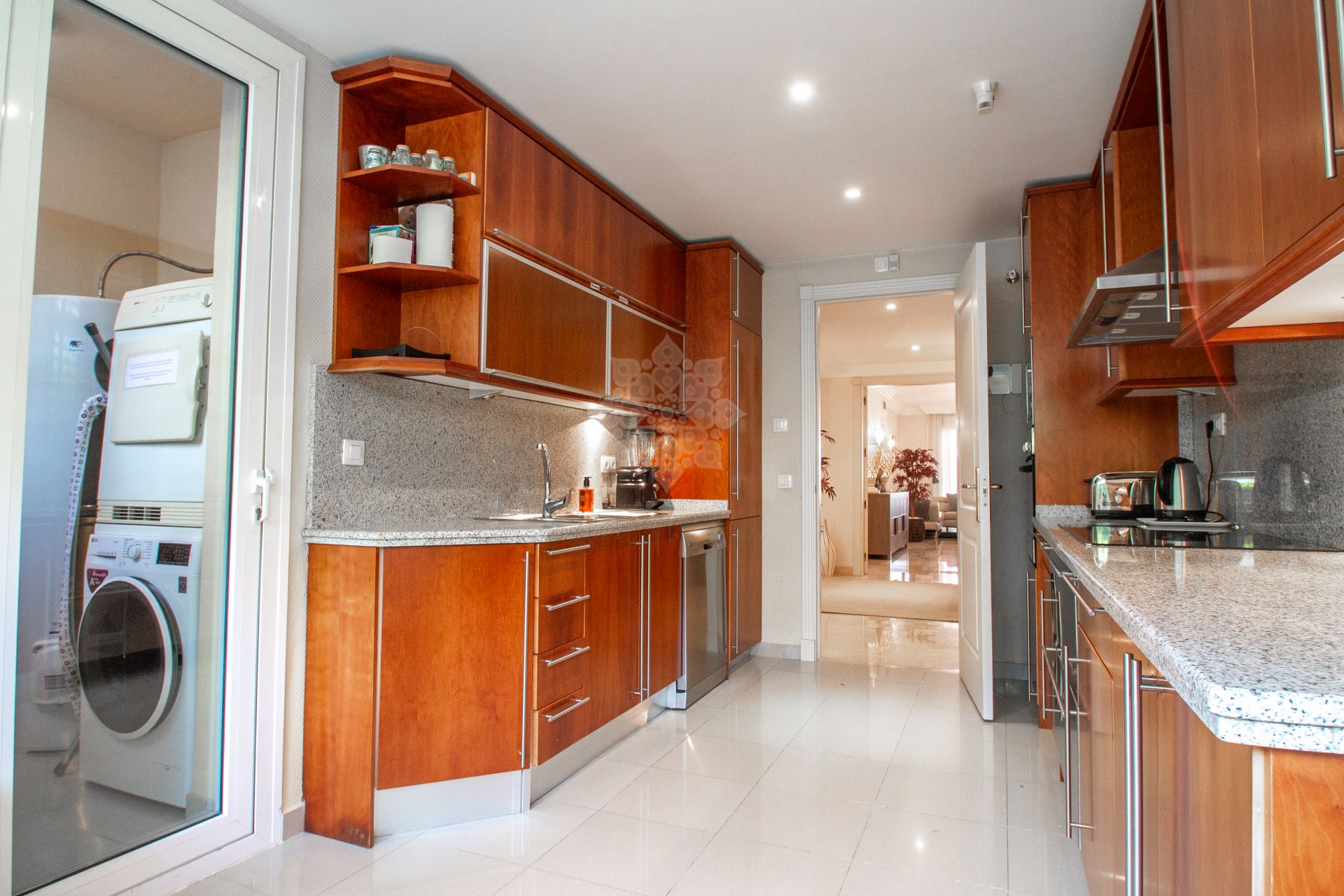 Apartment in Nueva Andalucia, Marbella