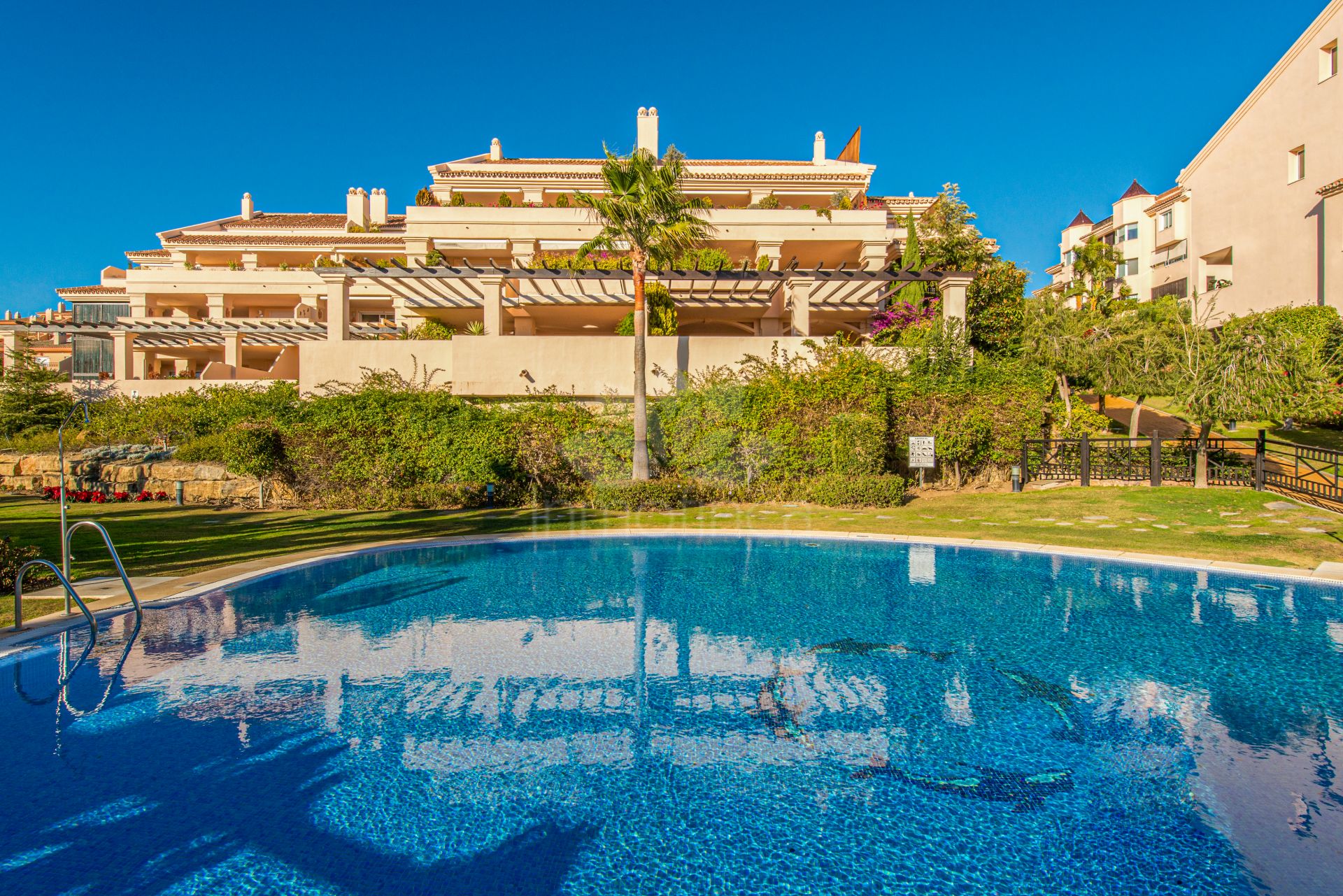 Apartment in Nueva Andalucia, Marbella